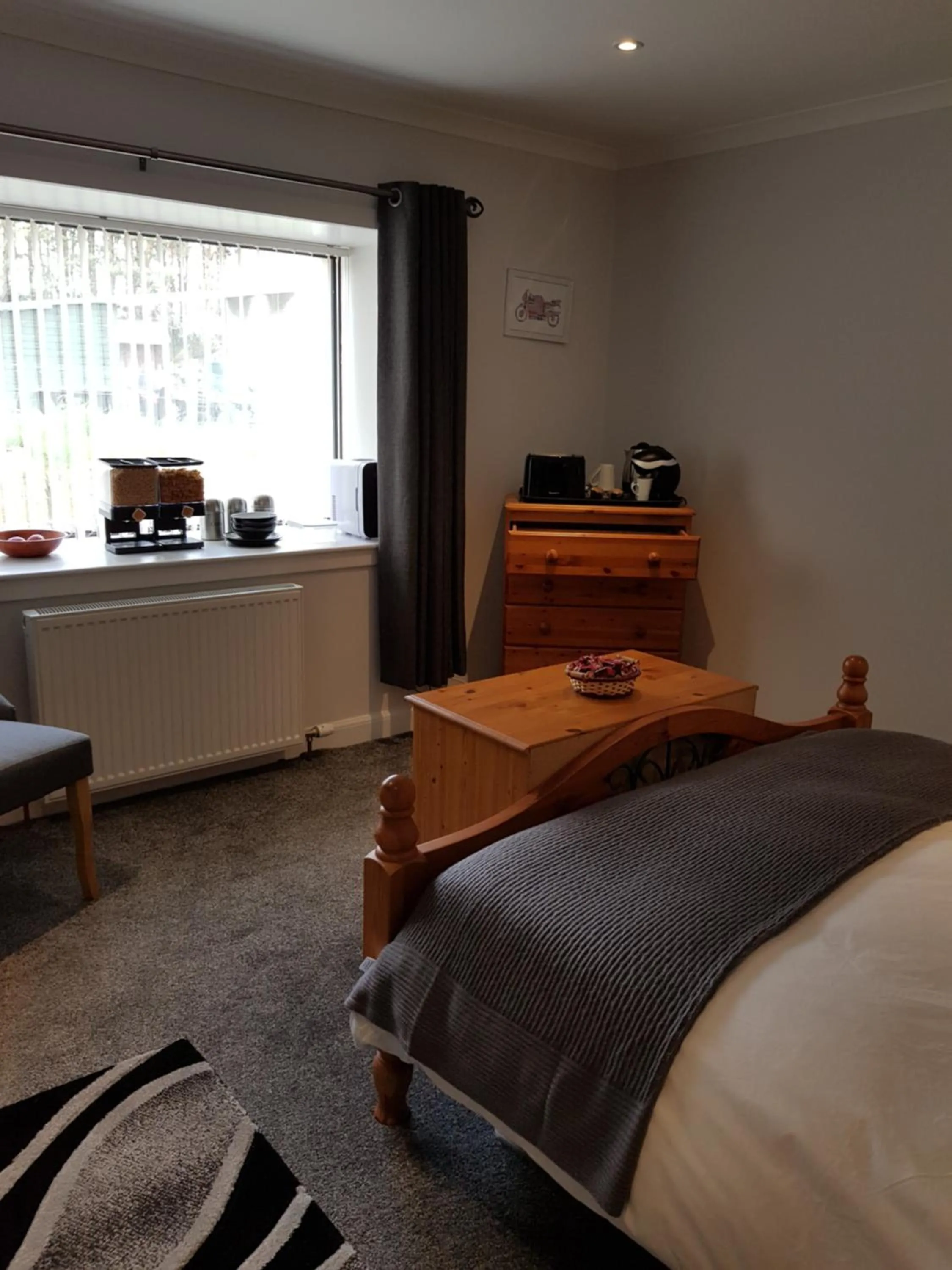 Photo of the whole room, Bed in Delny Muir House