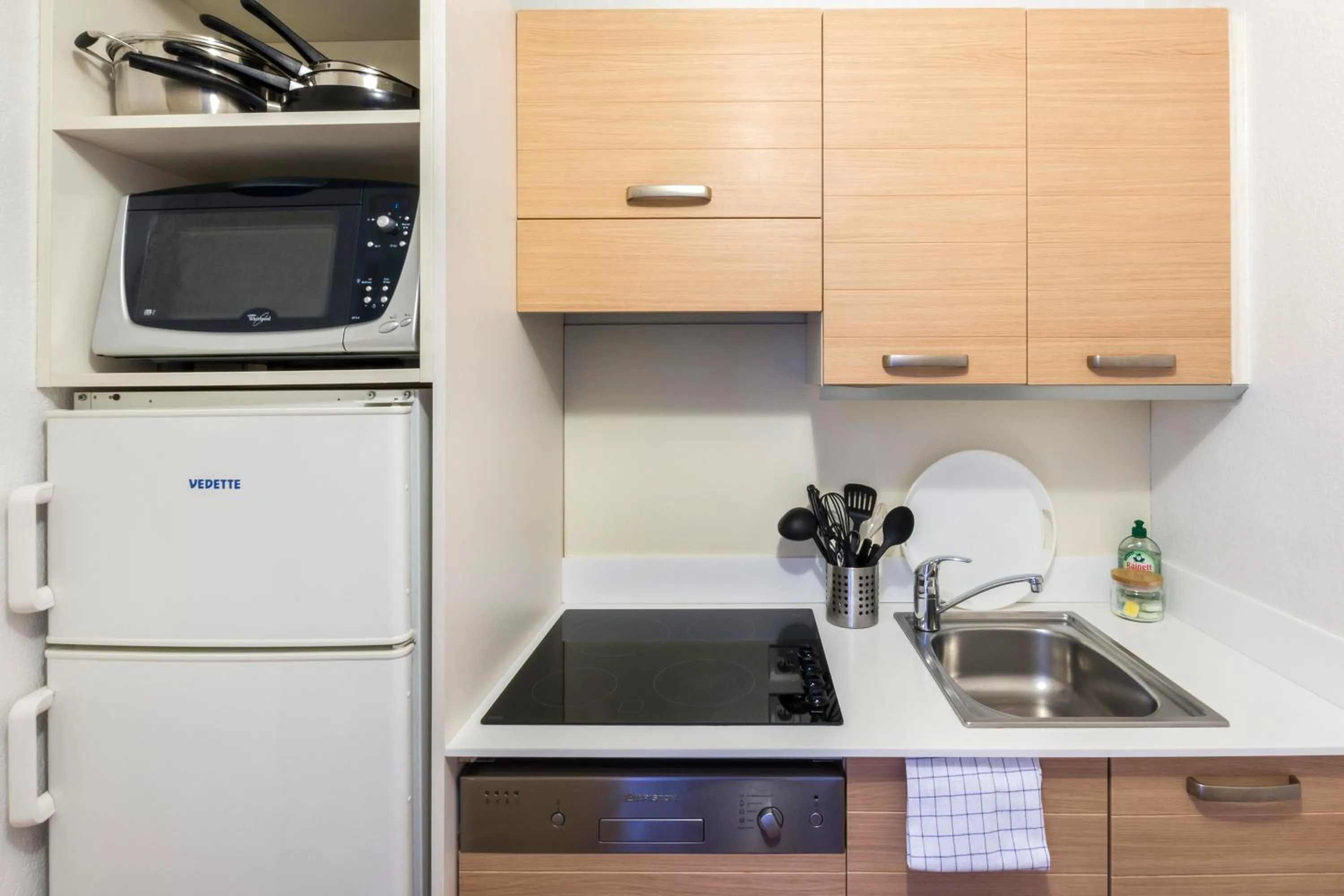 Kitchen or kitchenette in Aparthotel Adagio Nice Promenade des Anglais