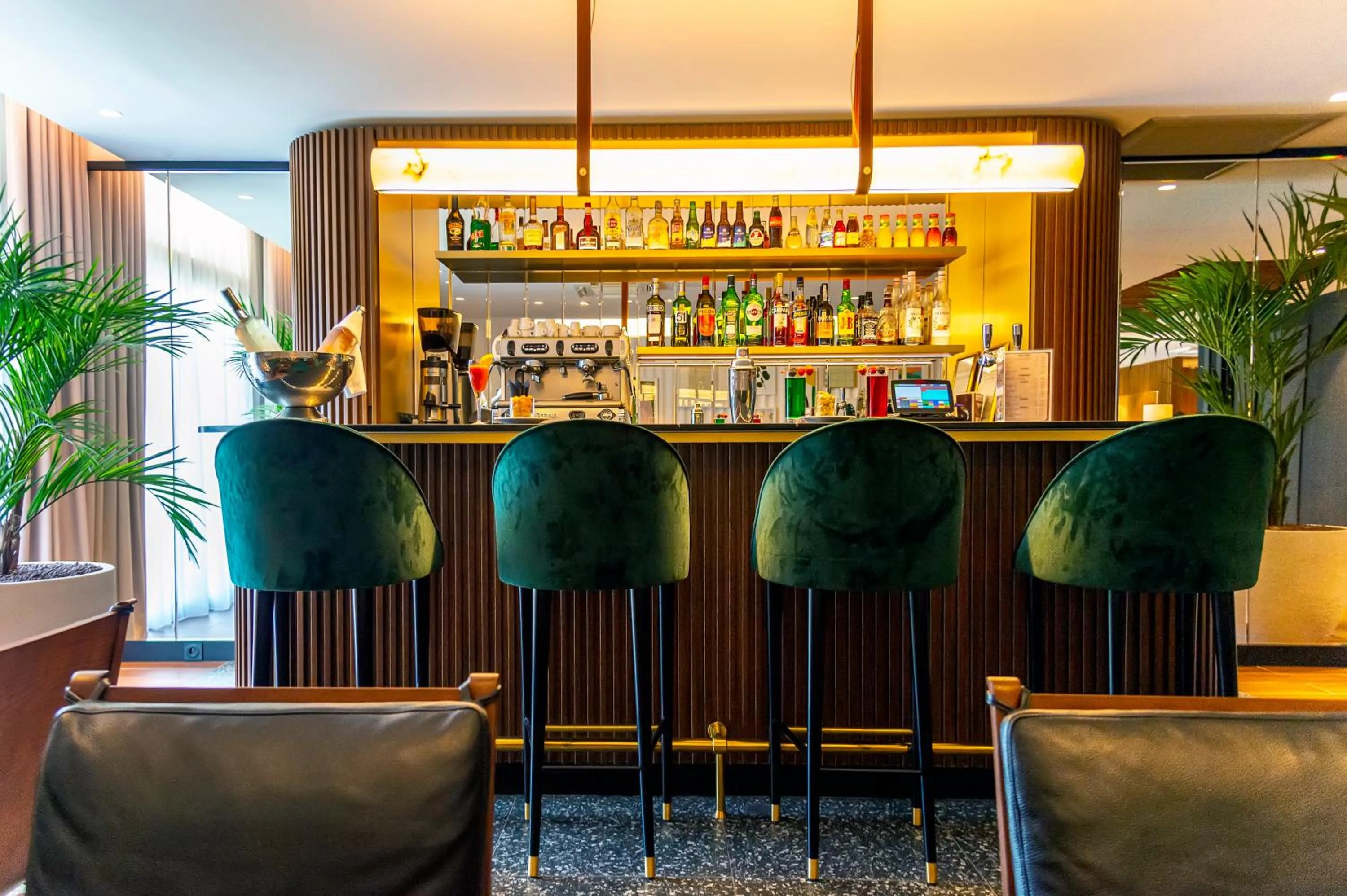 Lounge or bar in Servotel Saint-Vincent