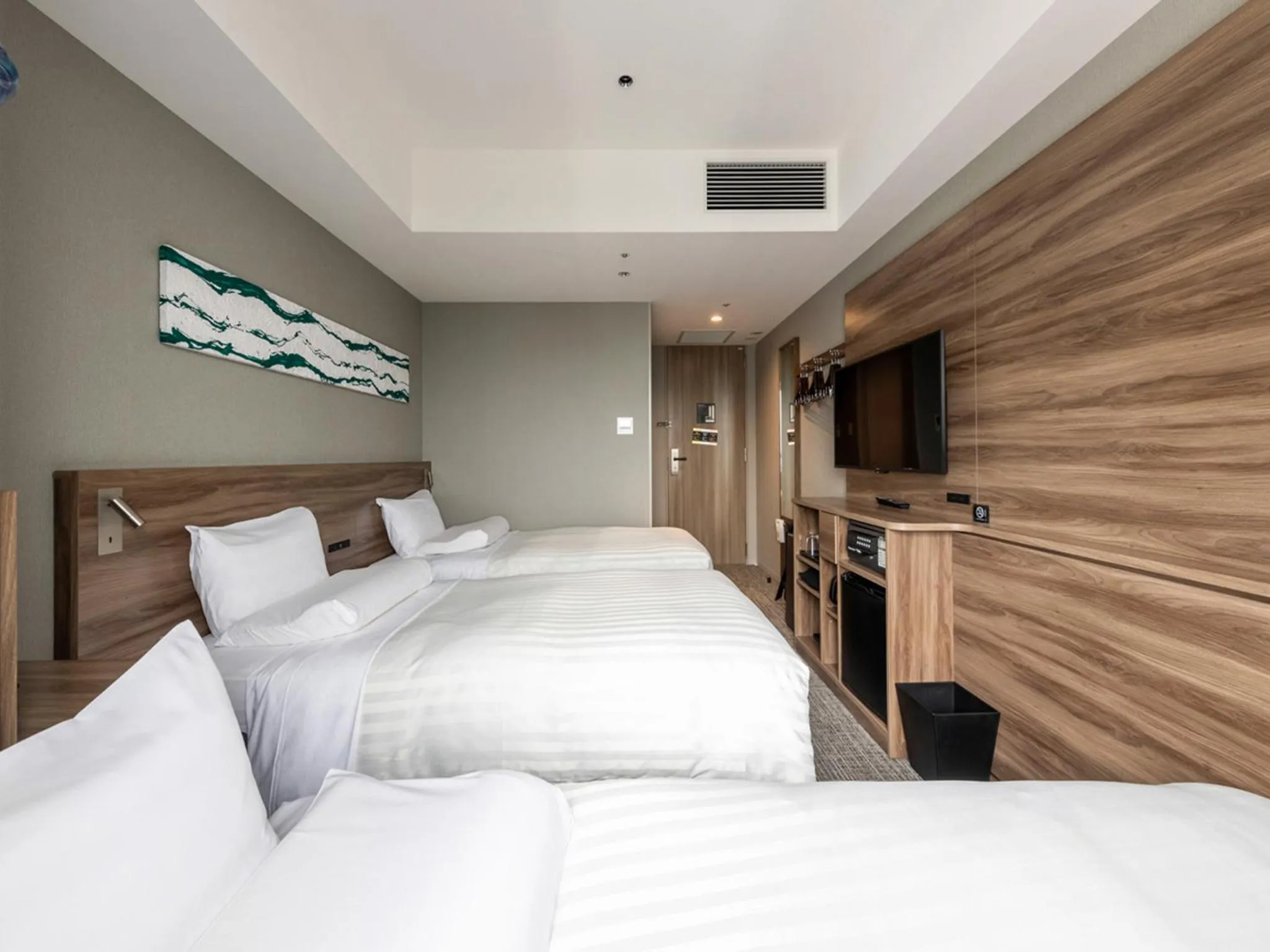 Photo of the whole room, Bed in Far East Village Hotel Tokyo Ariake