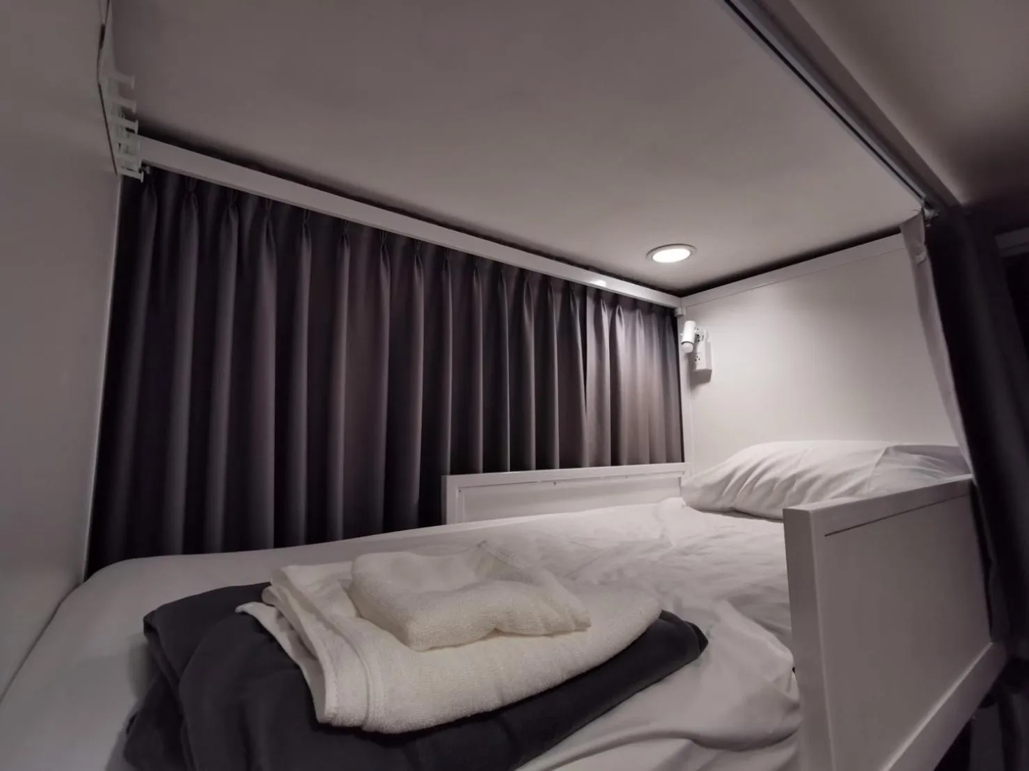 Bed in White House Hostel