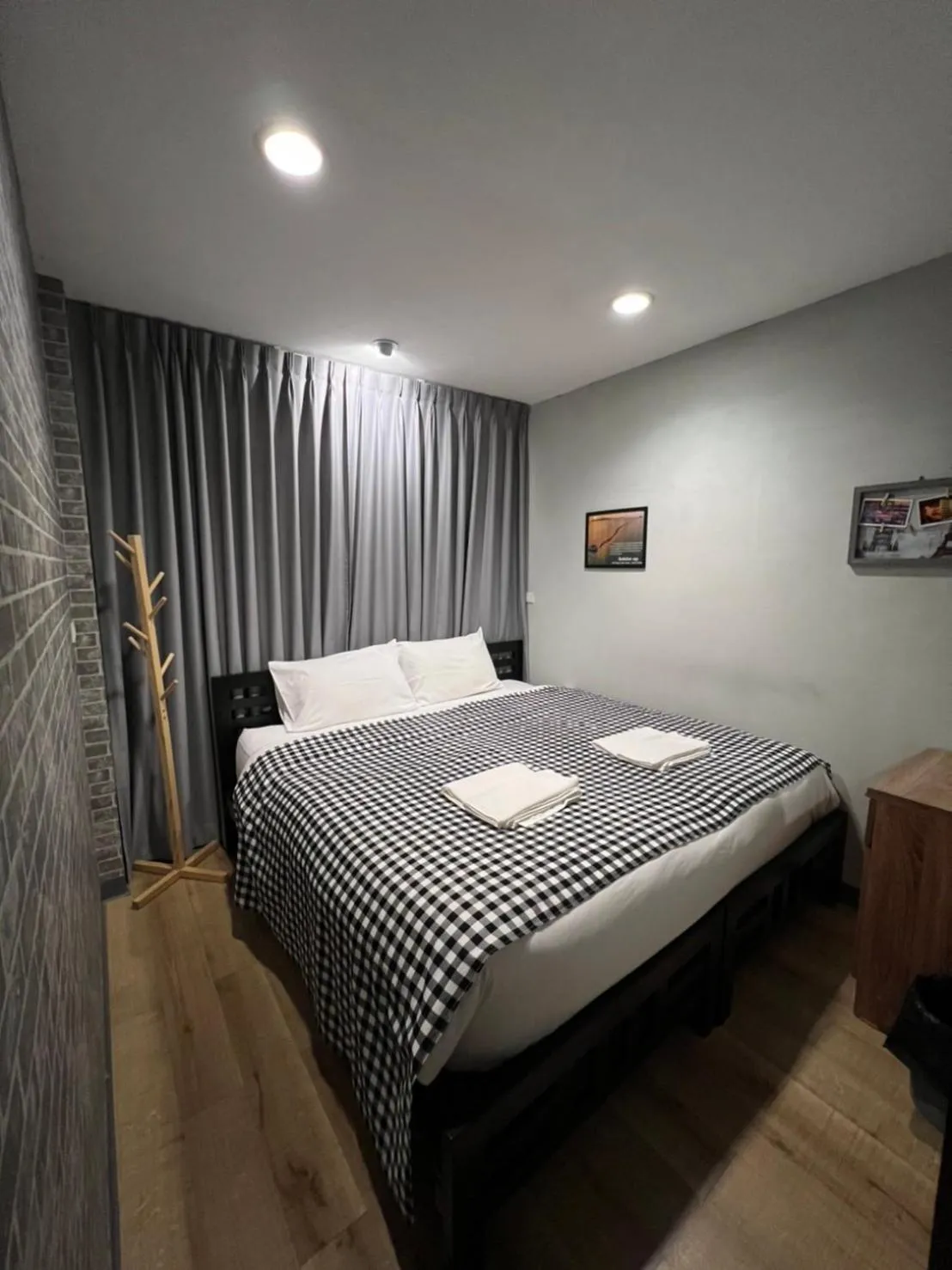 Bed in White House Hostel