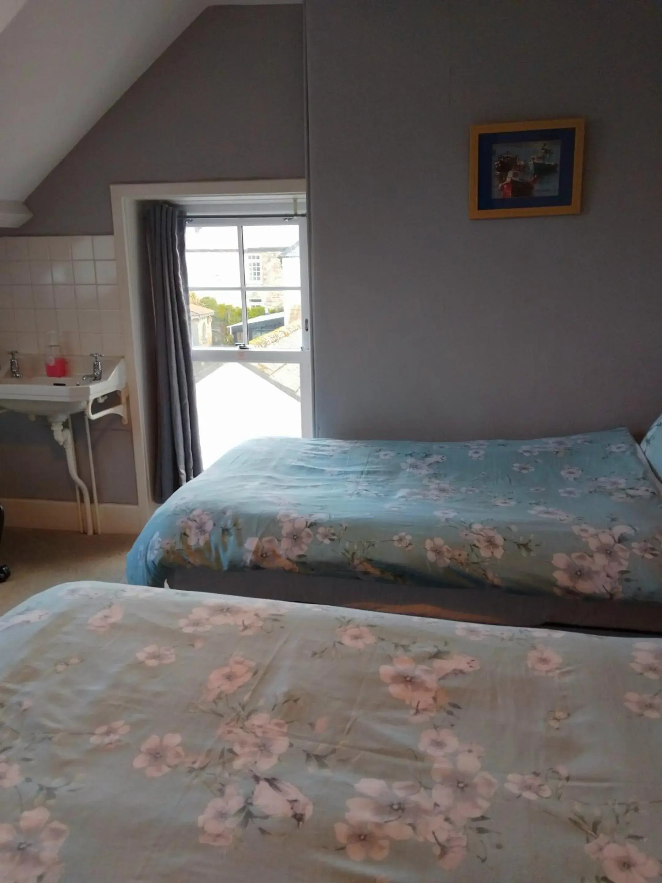 Bedroom, Bed in The Countryman Hotel Bedroom, Bed in The Countryman Hotel