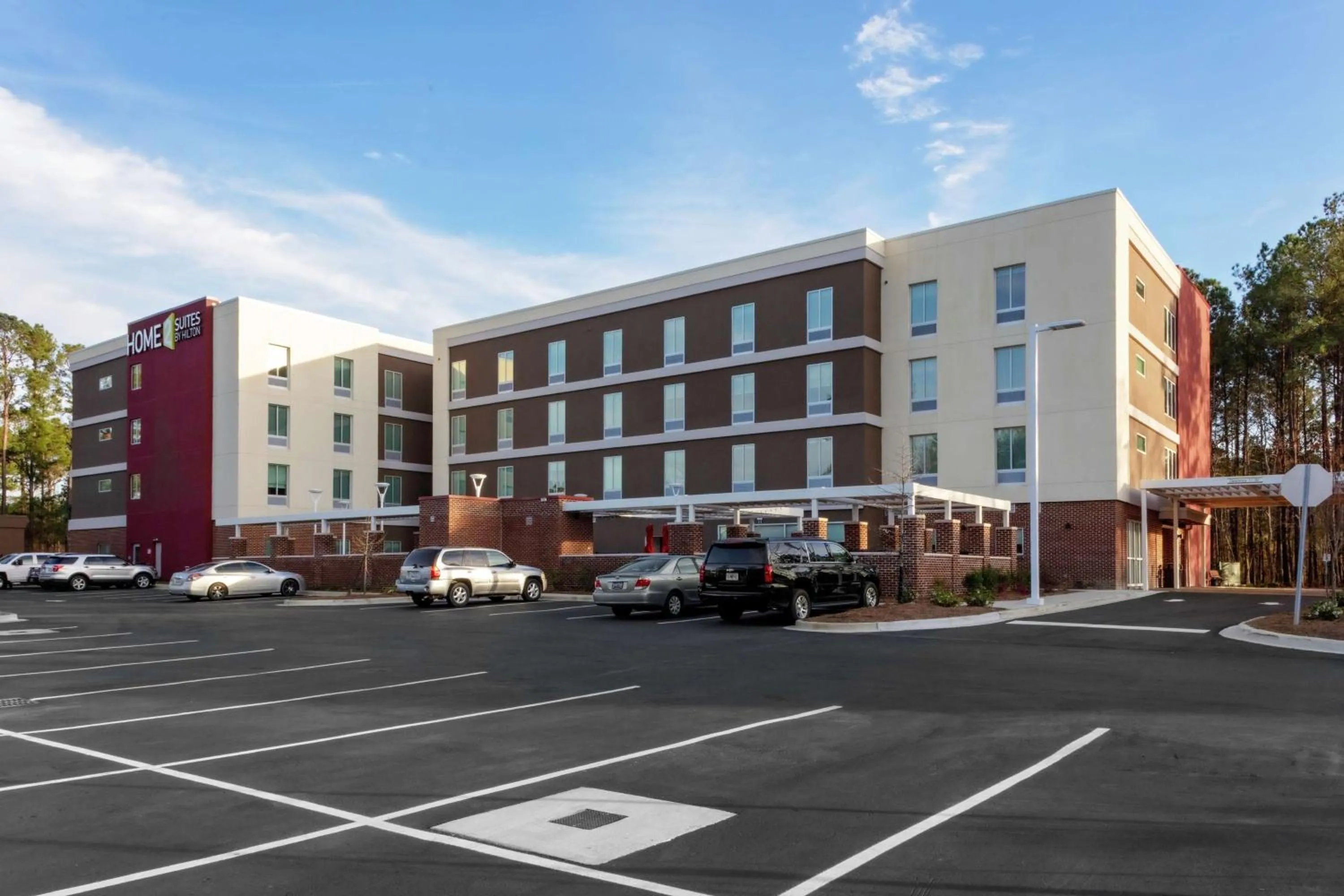 Property building in Home2 Suites By Hilton North Charleston University Blvd