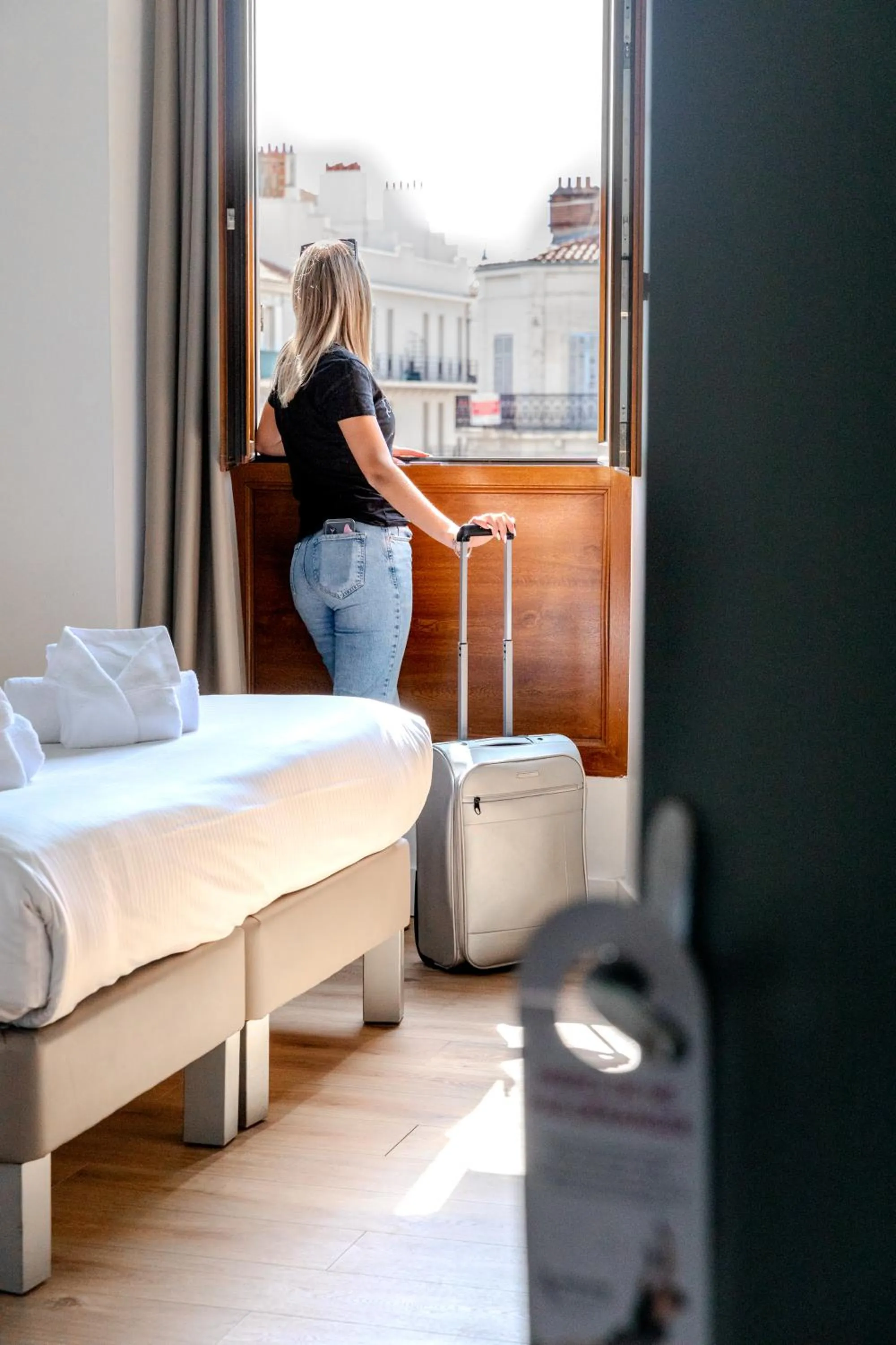 Bed in Grand Hôtel de la Gare Toulon - Boutique Hôtel