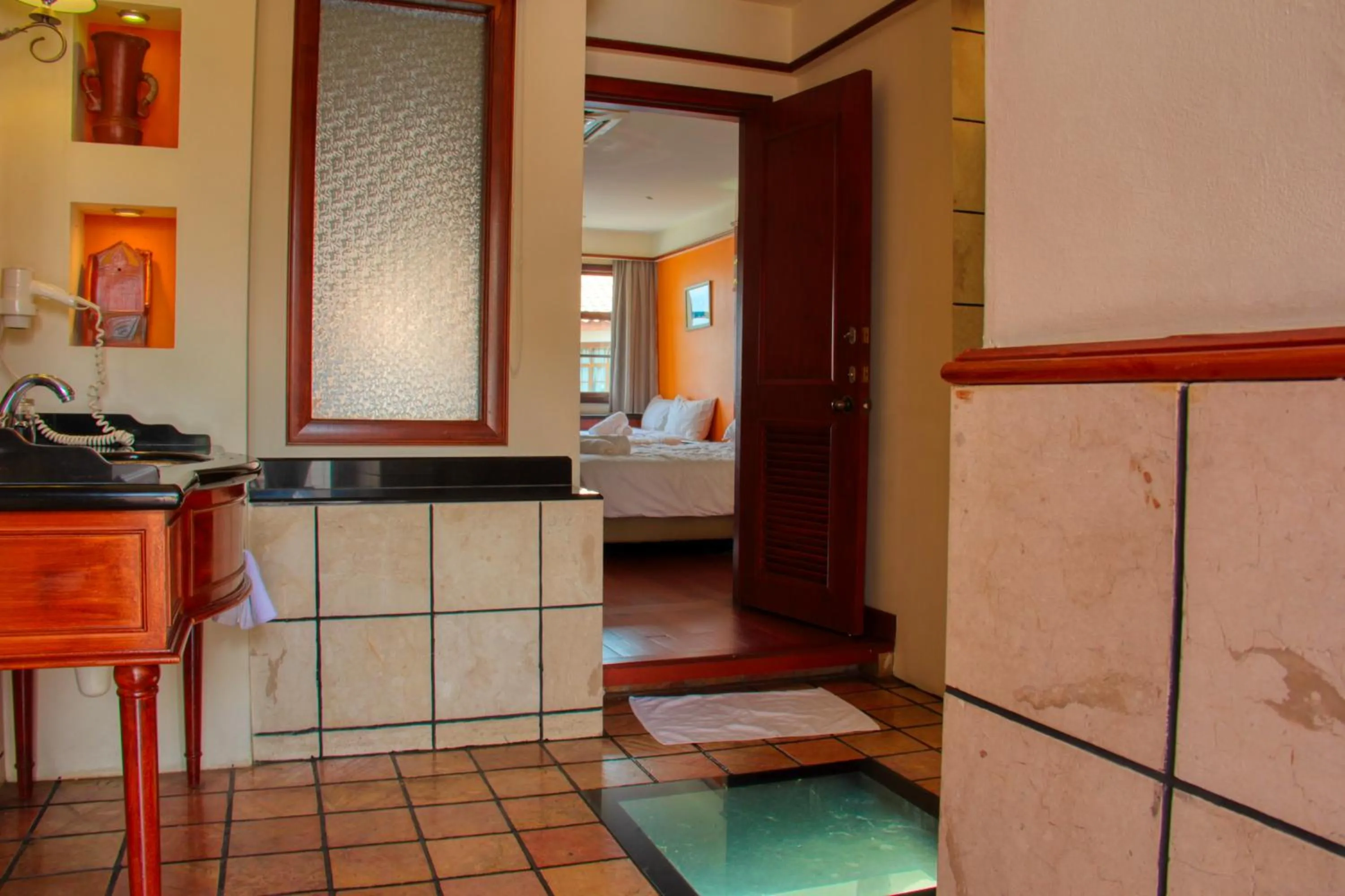 AlexaPD Private Water Chalets