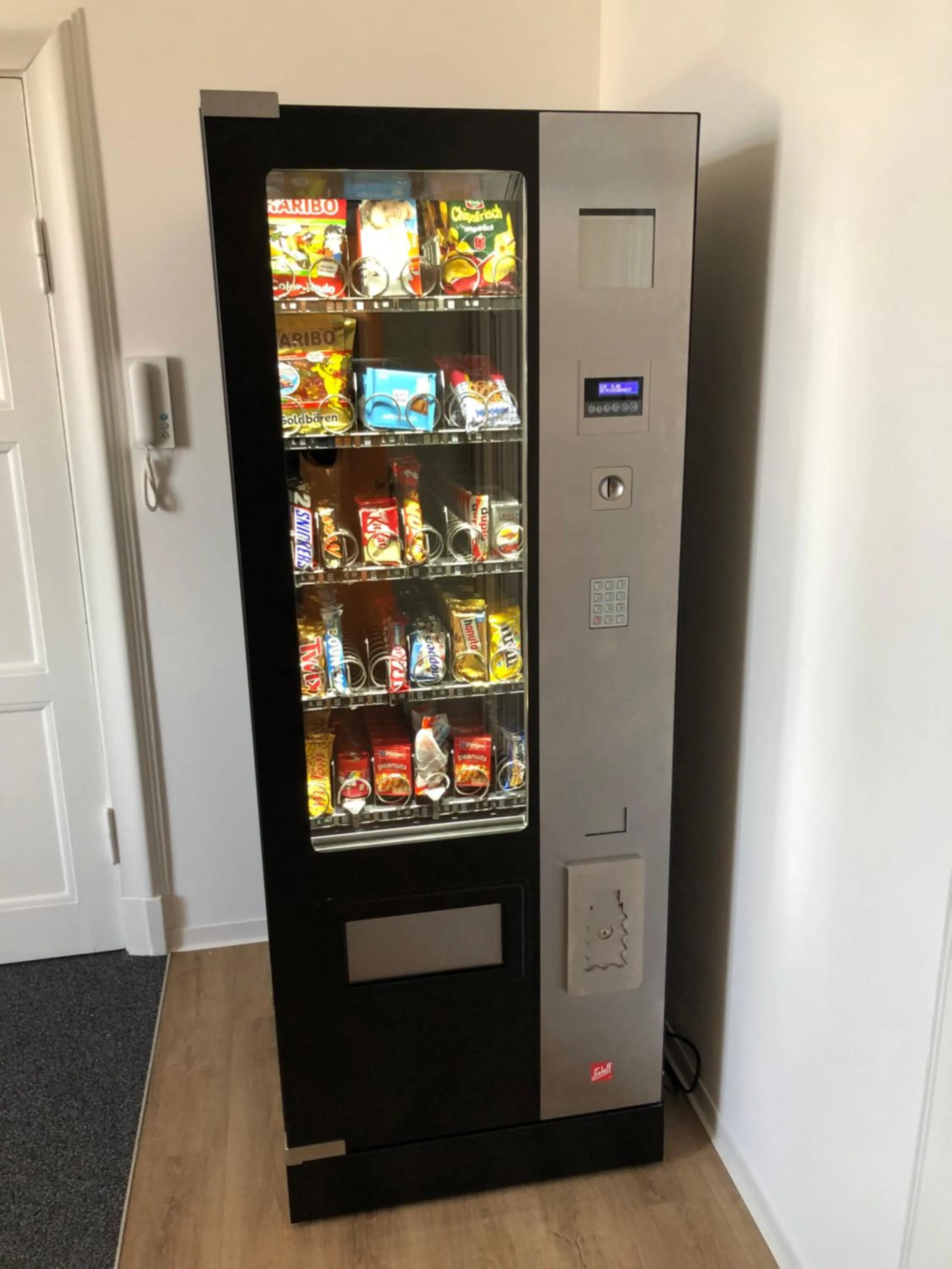 Food and drinks in Boardinghouse Flensburg - by Zimmer FREI! Holidays