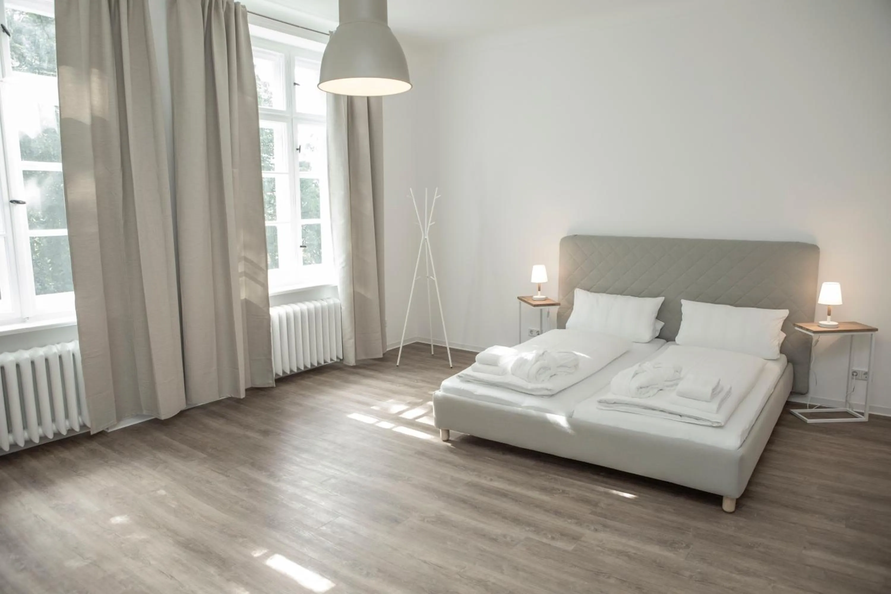 Photo of the whole room, Bed in Boardinghouse Flensburg - by Zimmer FREI! Holidays