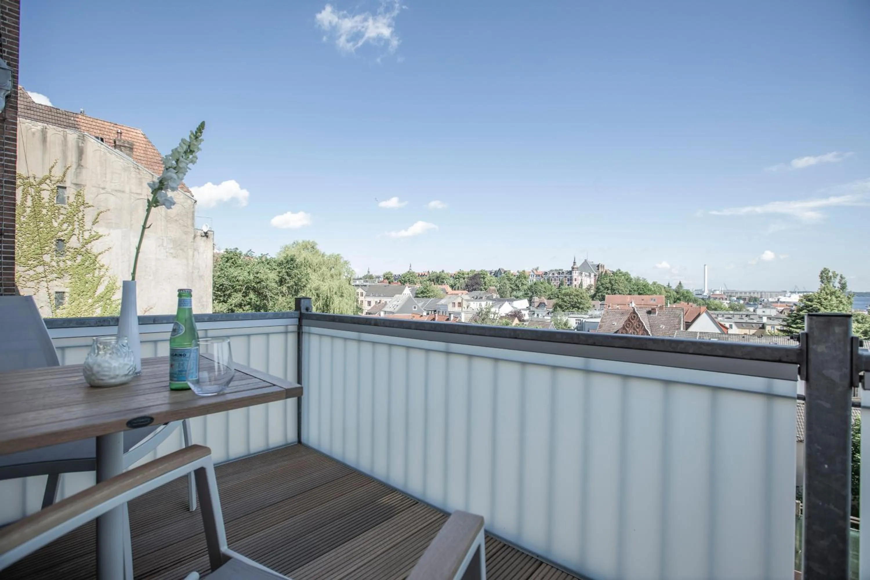 Balcony/Terrace in Boardinghouse Flensburg - by Zimmer FREI! Holidays