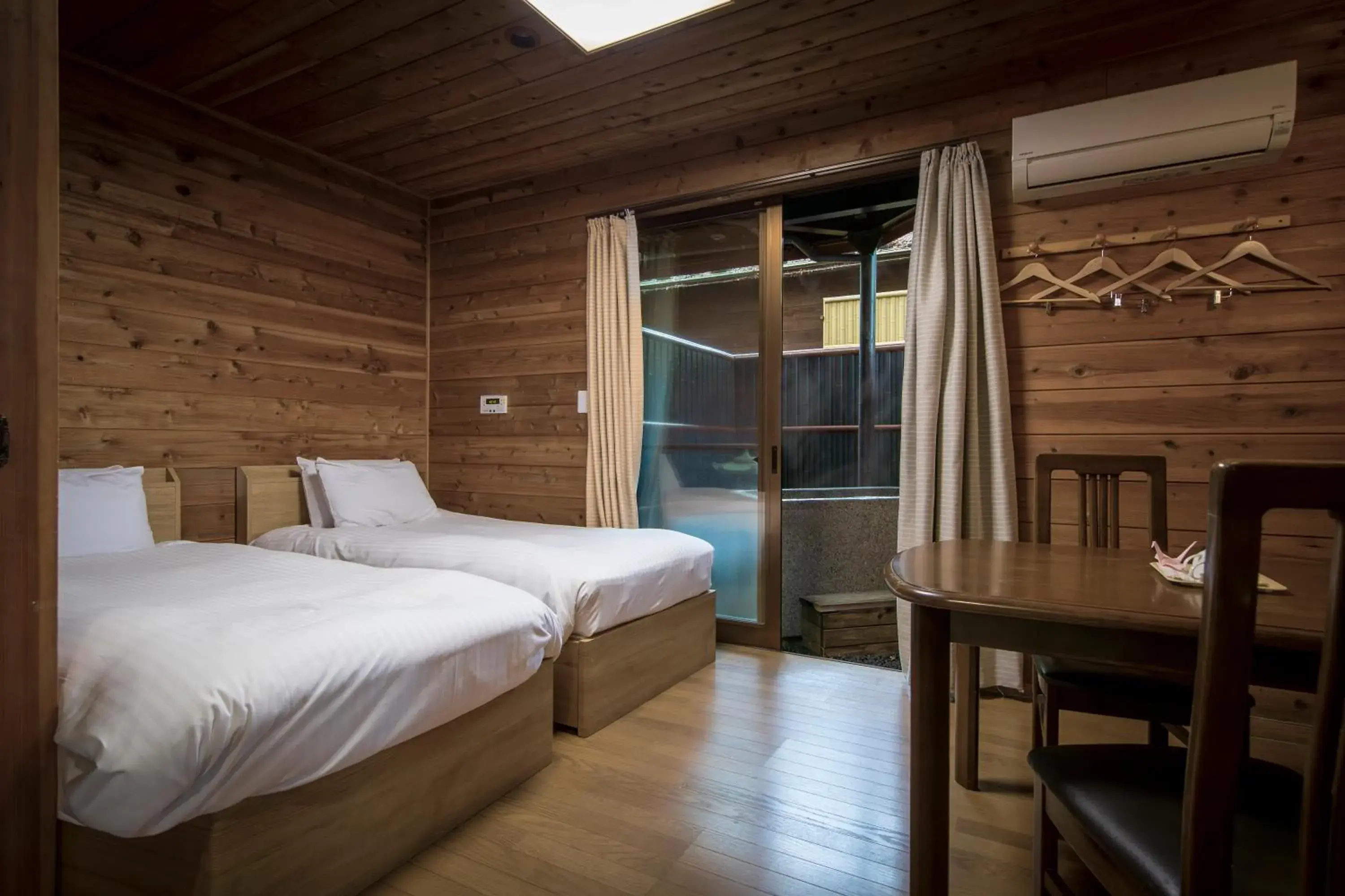 Photo of the whole room, Bed in Fujiyama Inn Conifer Photo of the whole room, Bed in Fujiyama Inn Conifer