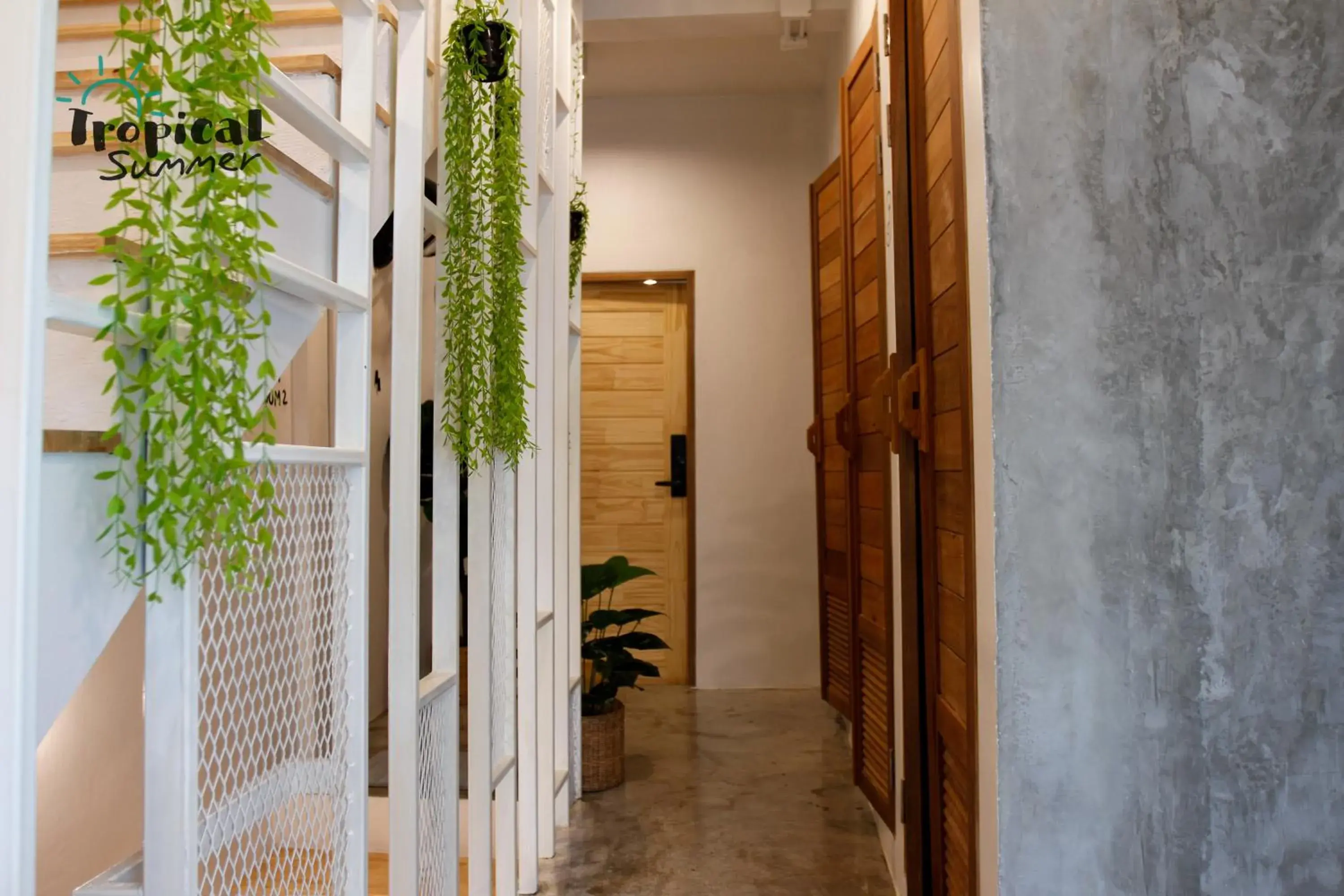 Property building in Tropical Summer Hostel Property building in Tropical Summer Hostel