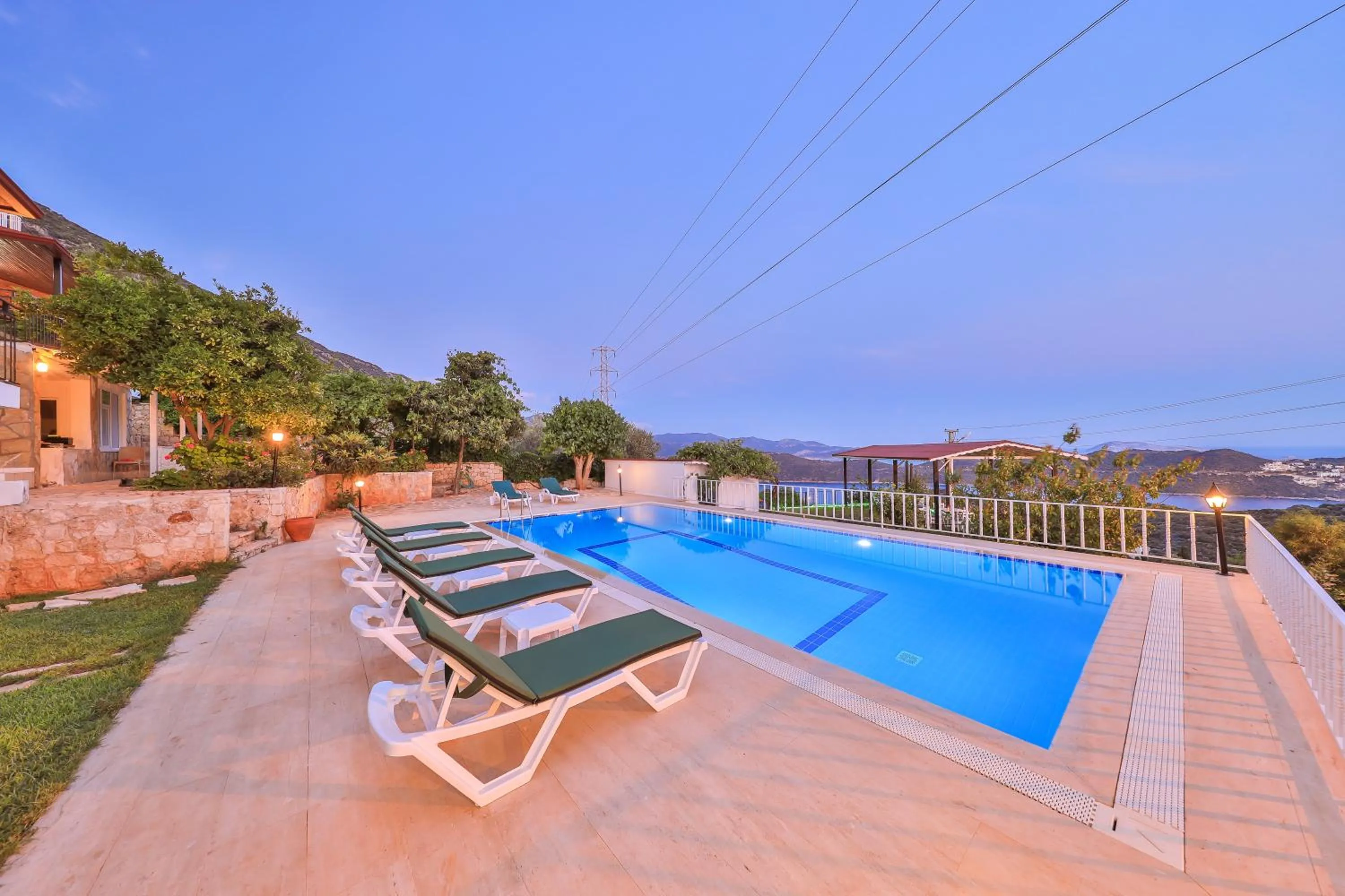 Pool view in 3 House Apart