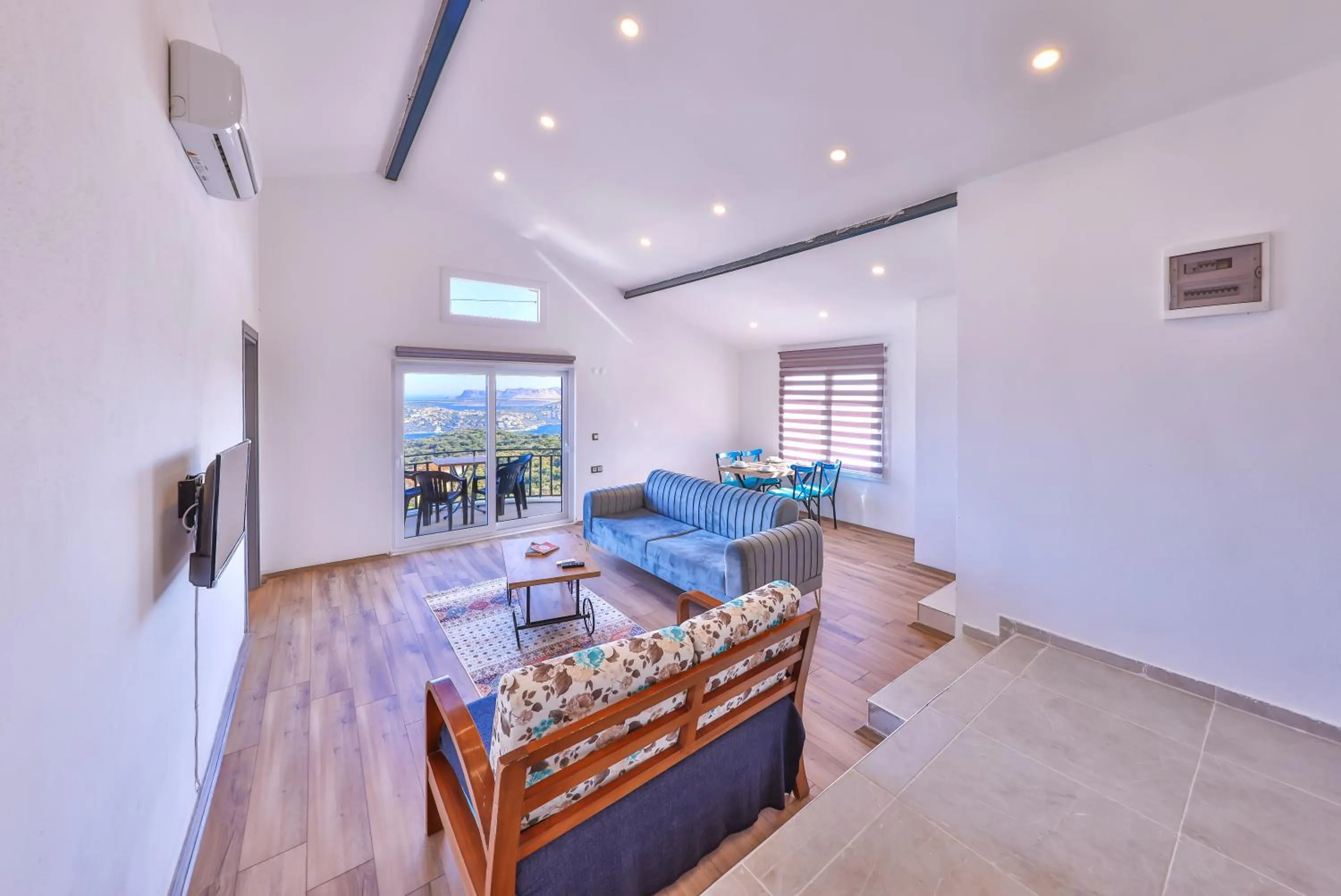 Living room in 3 House Apart