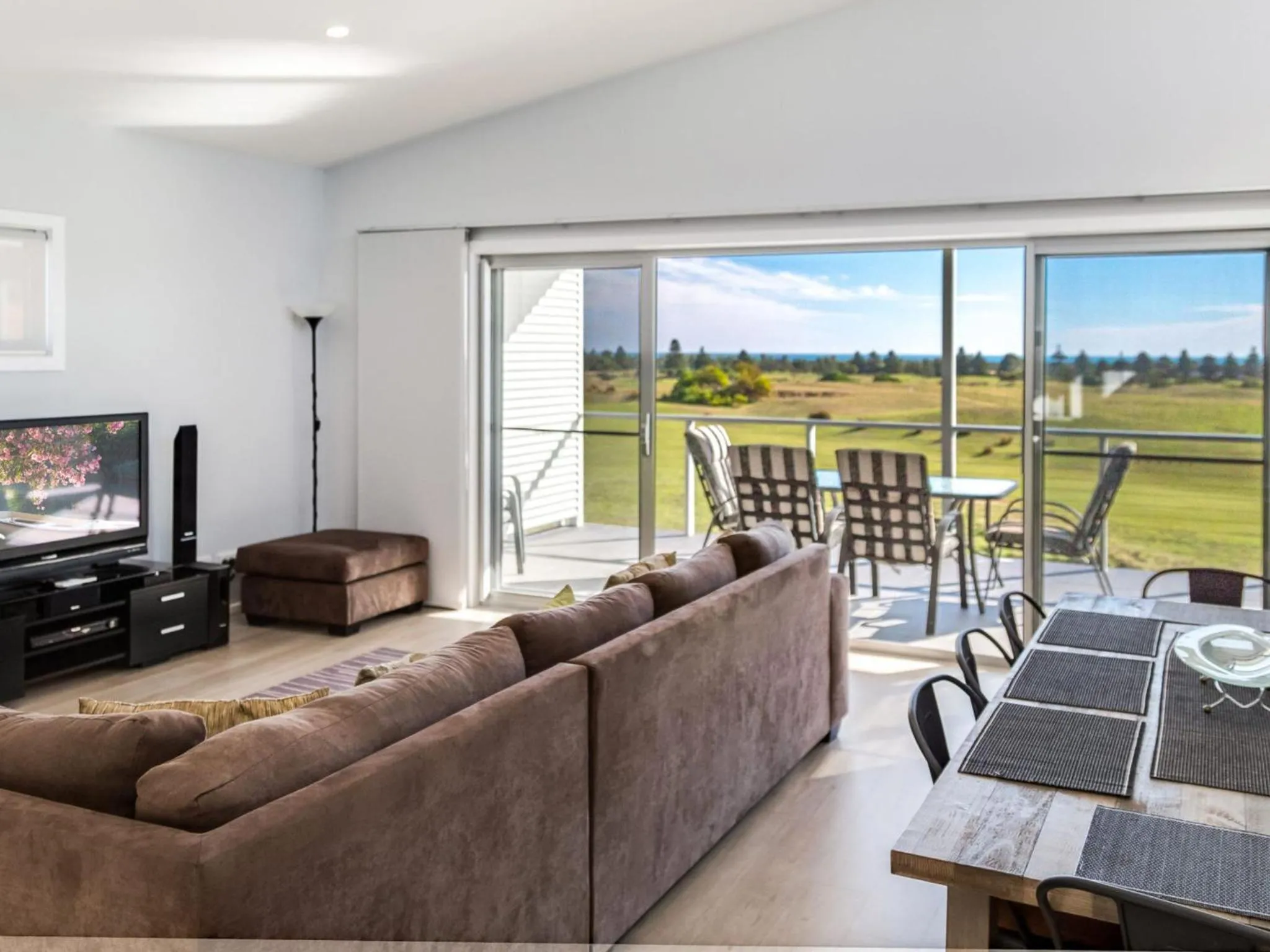 50 Turnberry Drive