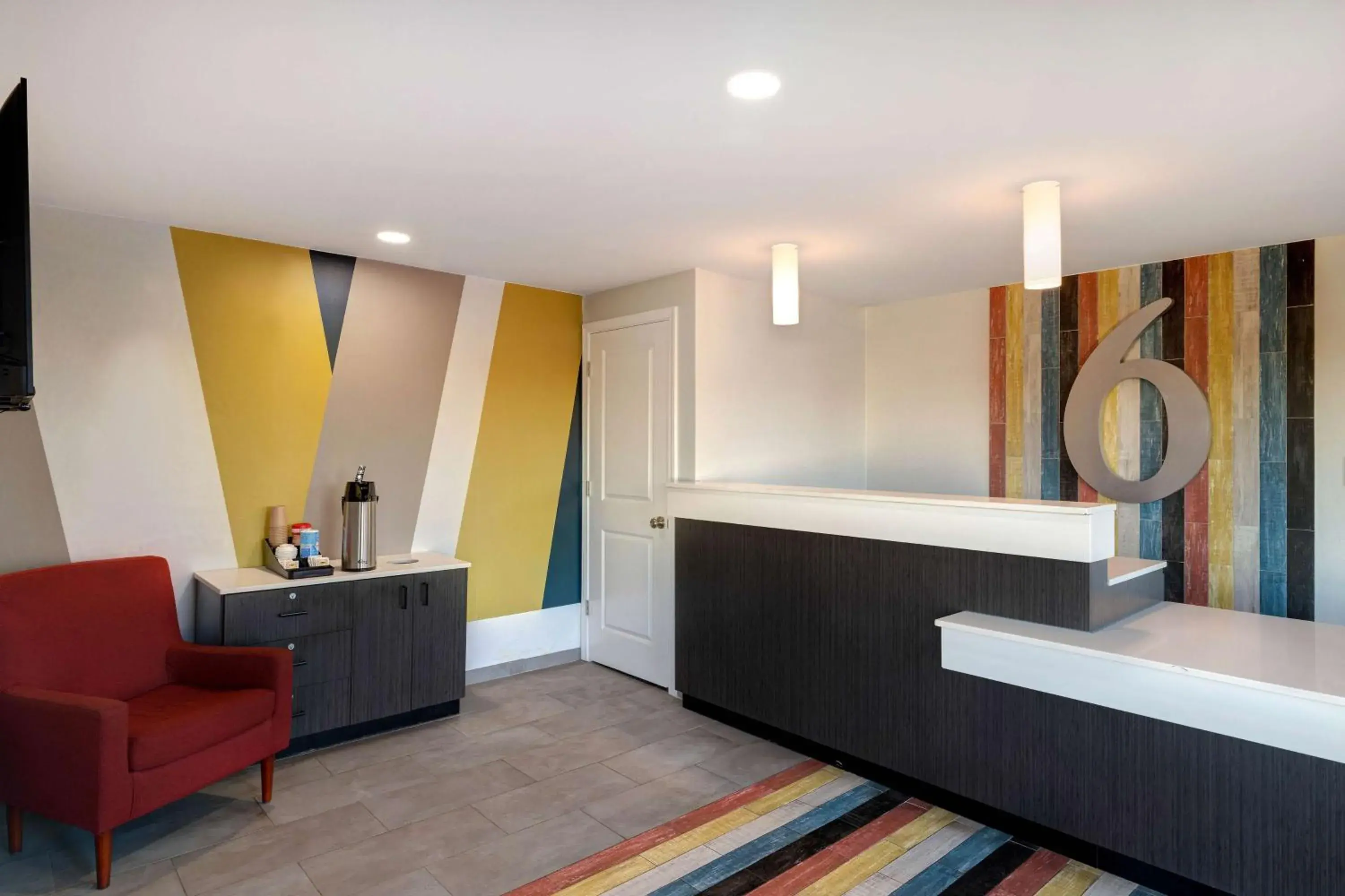 Lobby or reception, Bed in Motel 6 Bonne Terre, MO Lobby or reception, Bed in Motel 6 Bonne Terre, MO