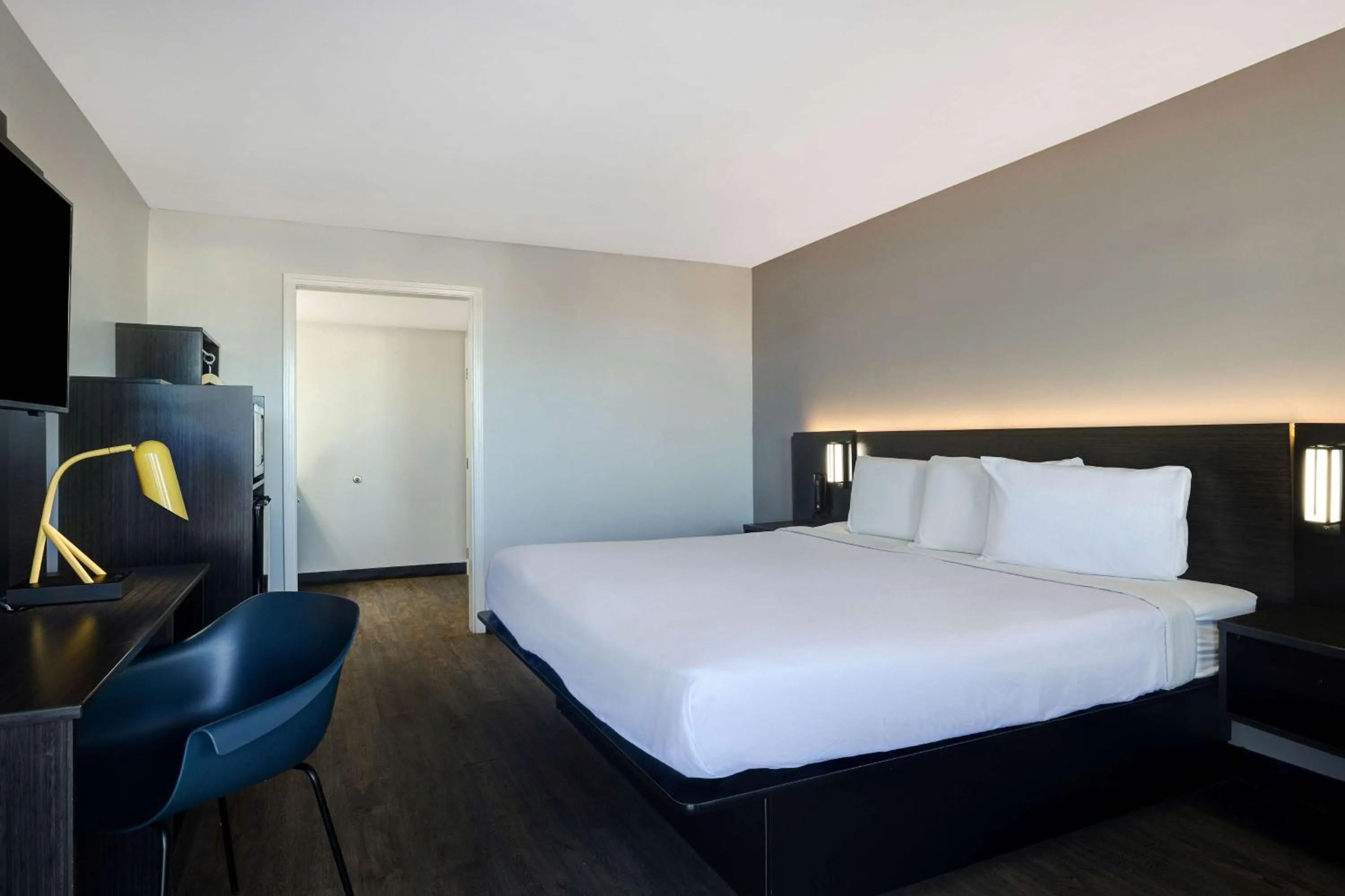 Bedroom, Bed in Motel 6 Bonne Terre, MO