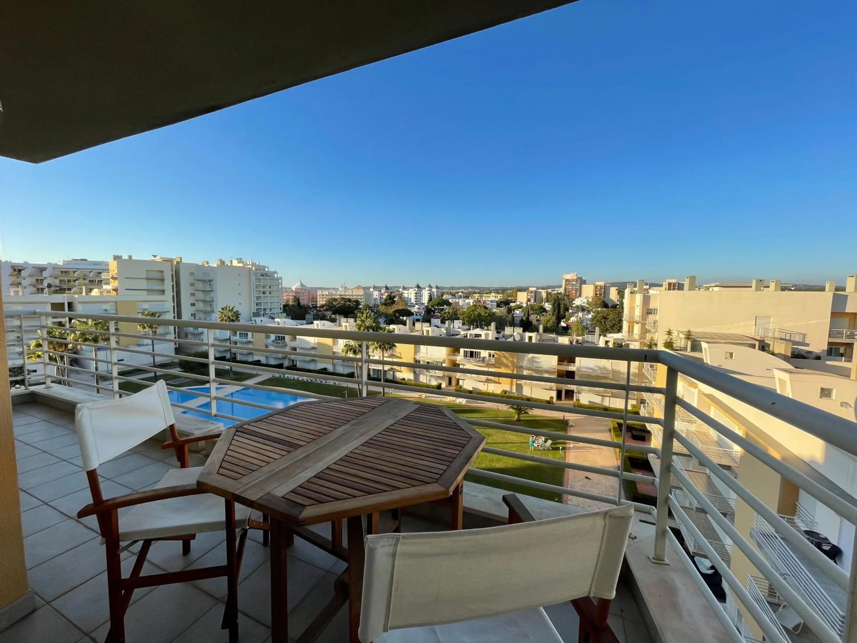 Balcony/Terrace in MouraPraia By Garvetur