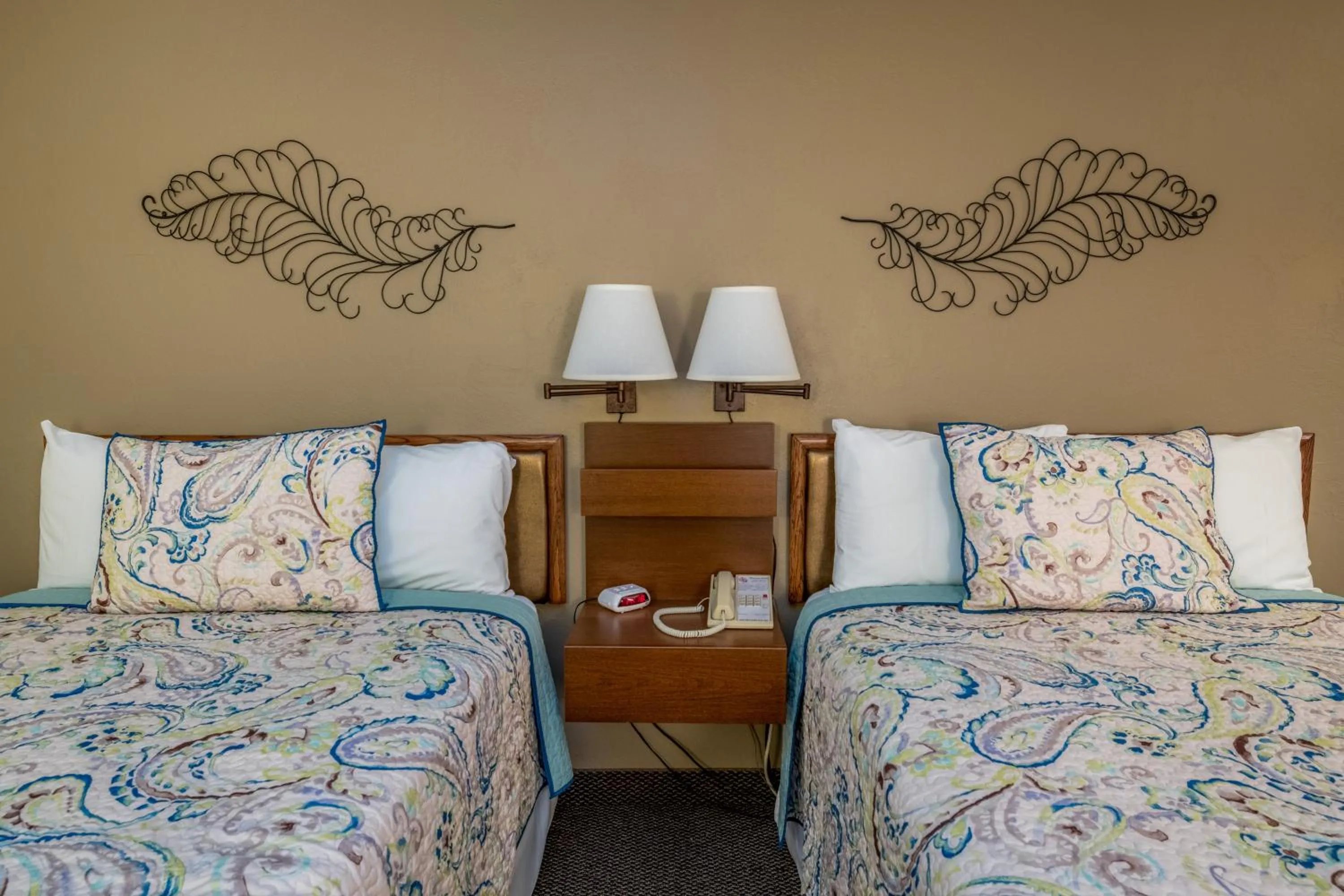 Bed in Ephraim Motel