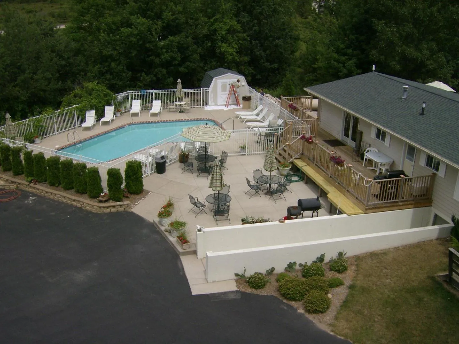 Pool view in Ephraim Motel