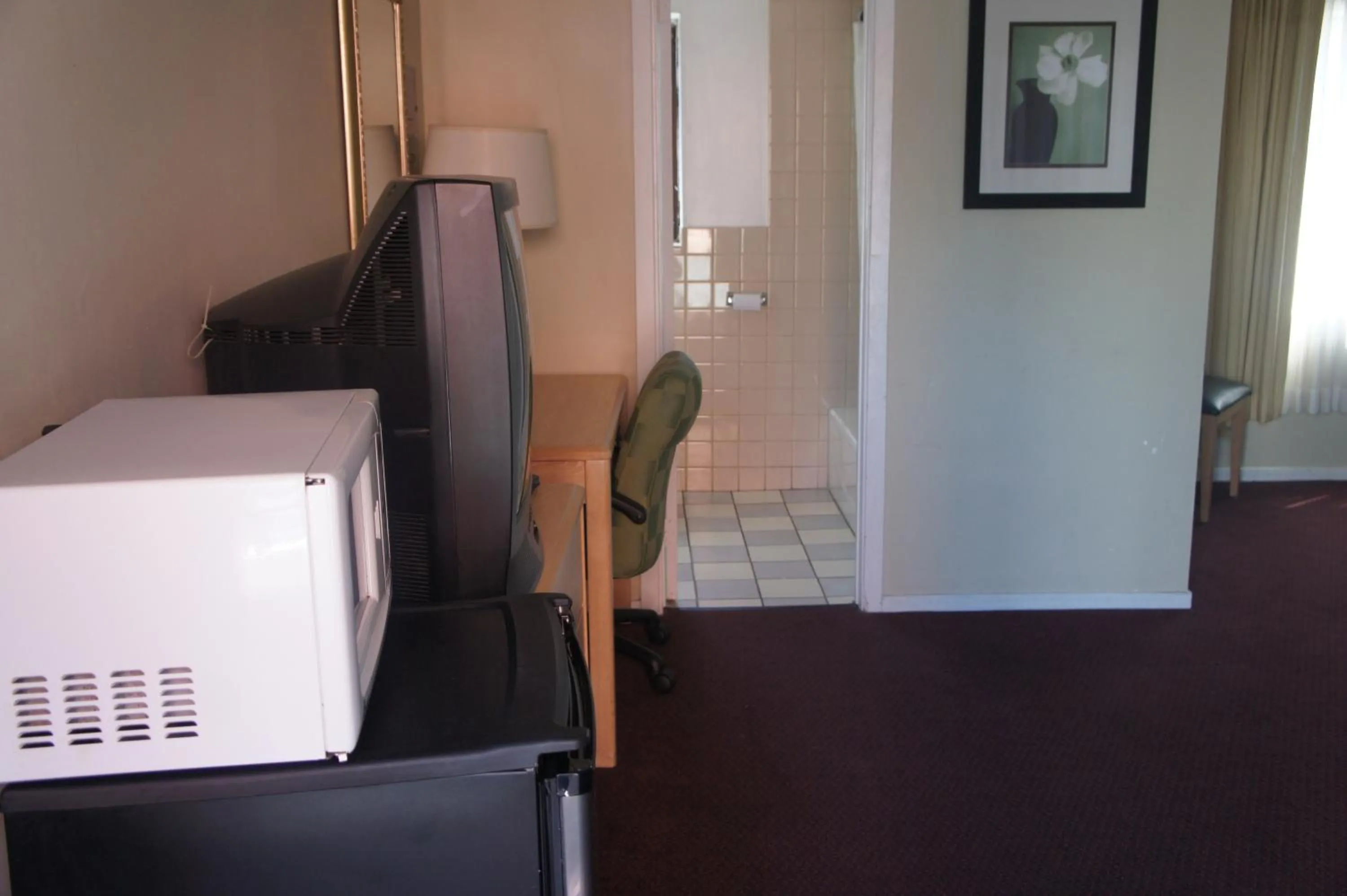 Decorative detail in Budget Inn