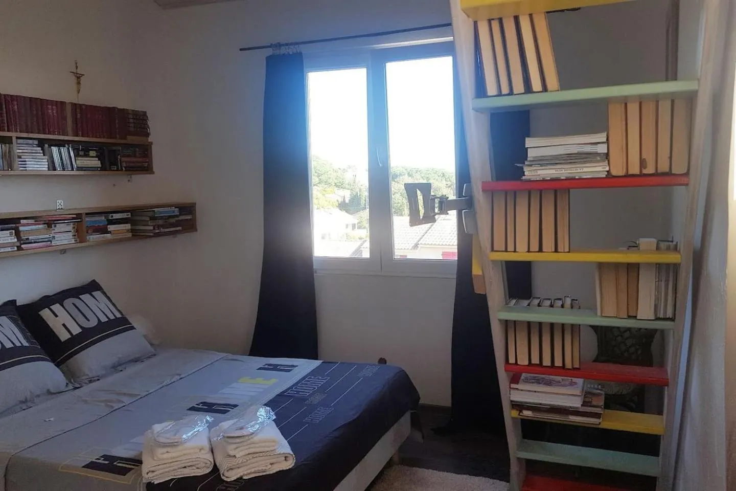 Bed in Villa LES FIGUIERS