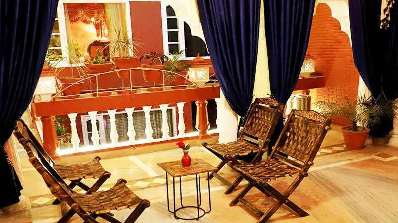 Seating area in Ganesha Palace