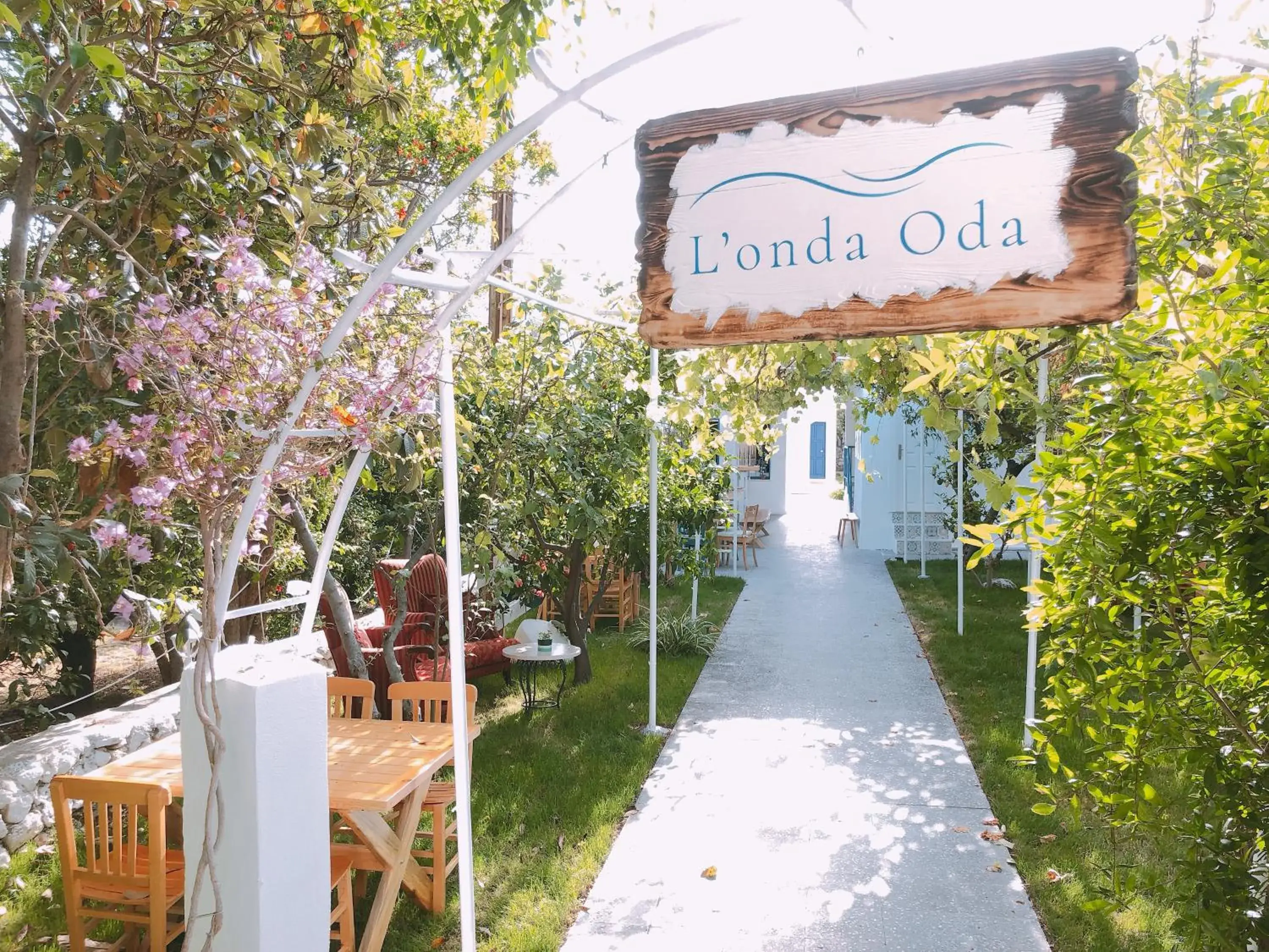 Facade/entrance in L'onda Oda Bodrum Facade/entrance in L'onda Oda Bodrum