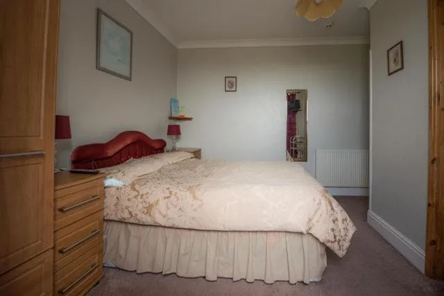 Bedroom, Bed in Glendower