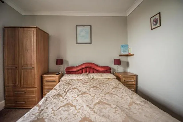 Bedroom, Bed in Glendower