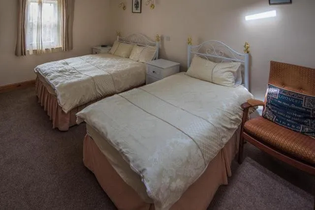 Bedroom, Bed in Glendower