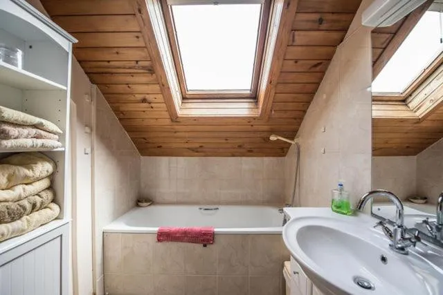 Bedroom in Glendower