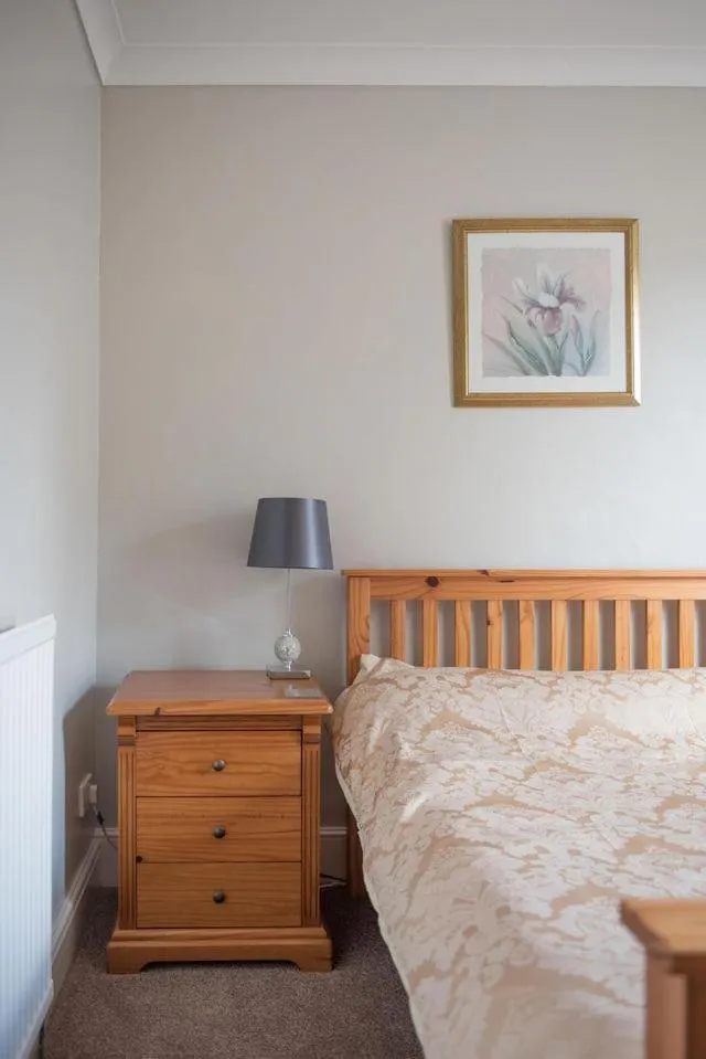 Bedroom, Bed in Glendower