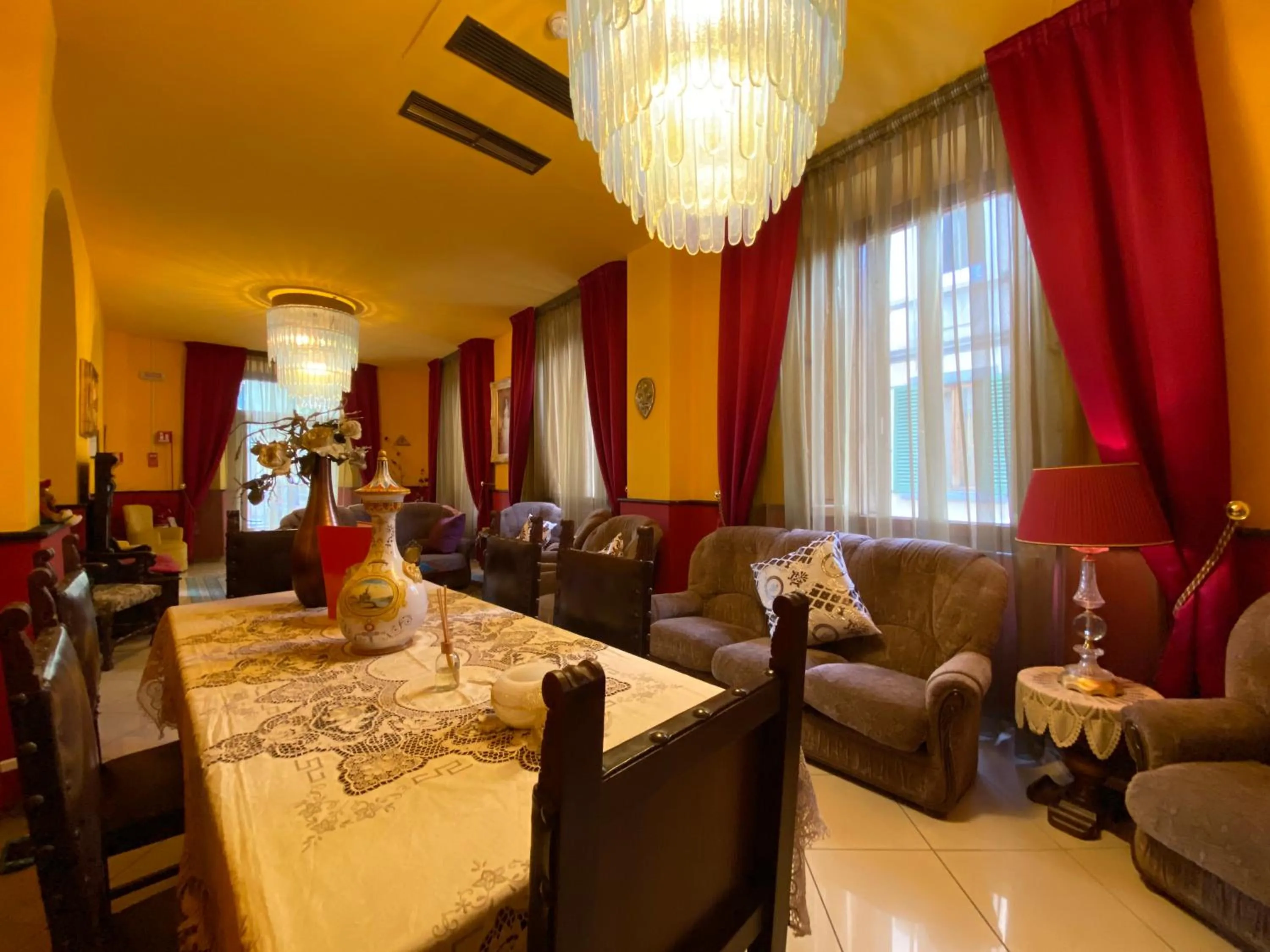 Lobby or reception in HOTEL RINASCIMENTO