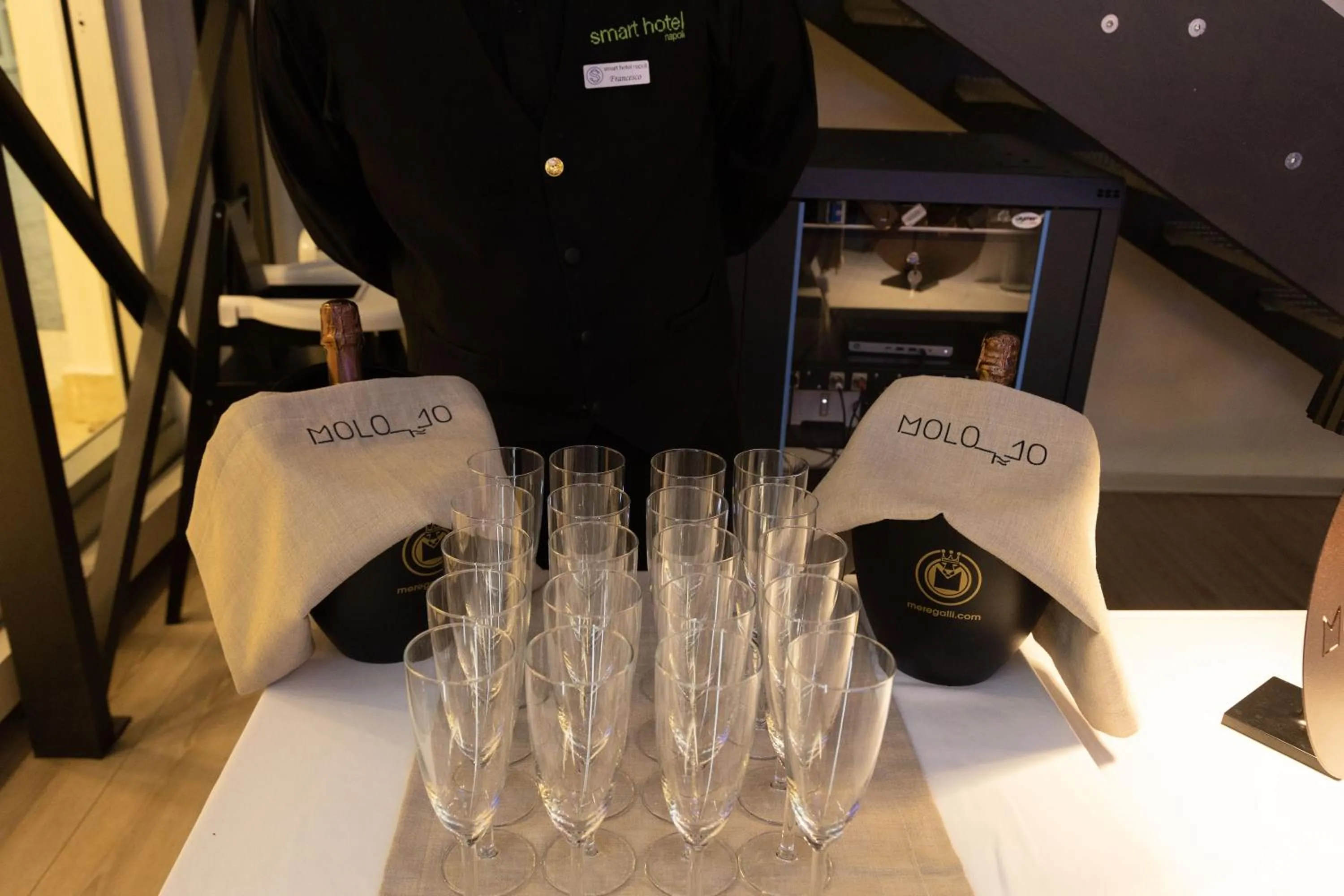 Restaurant/places to eat in Smart Hotel Napoli