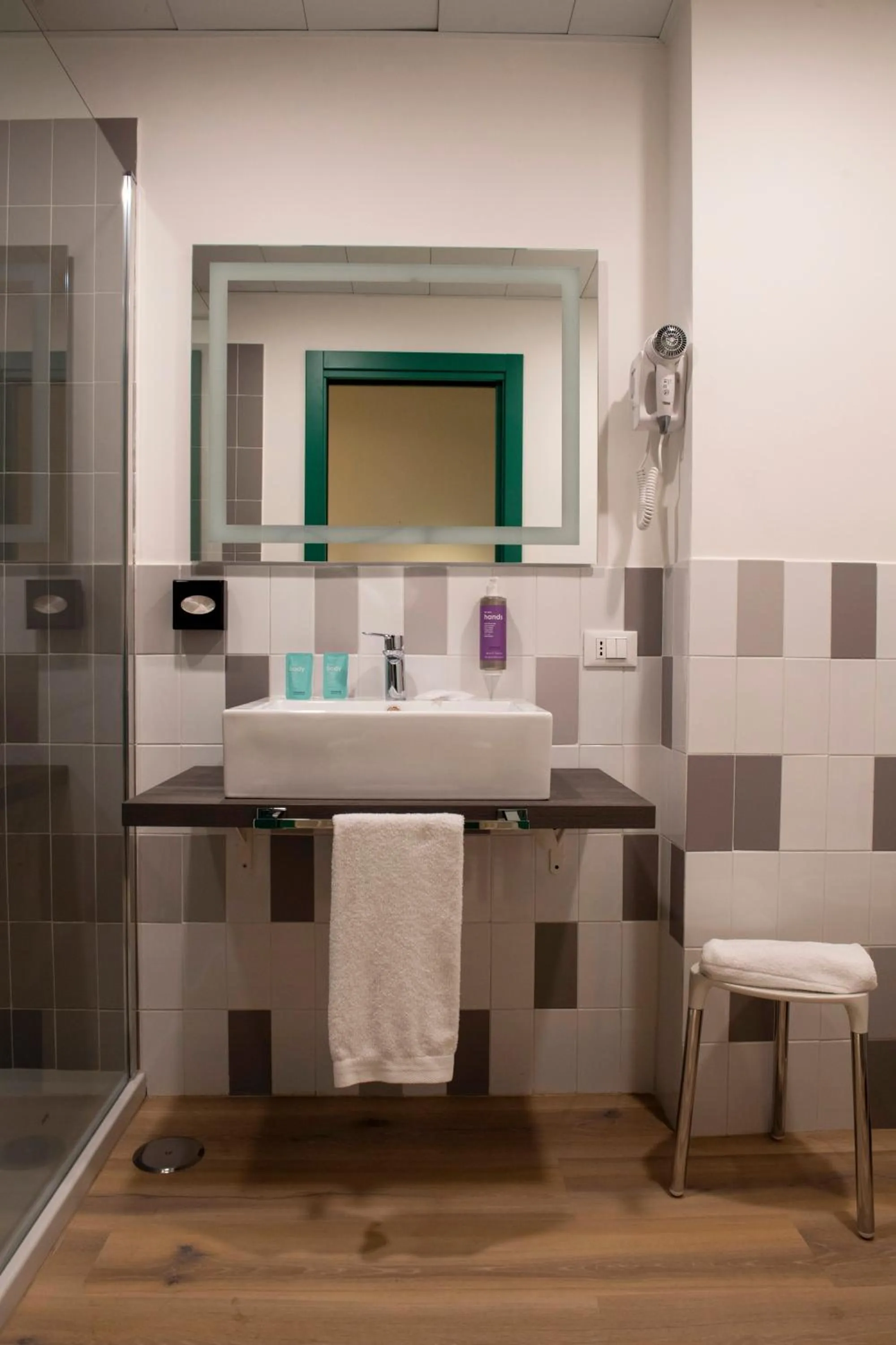 Bathroom in Smart Hotel Napoli