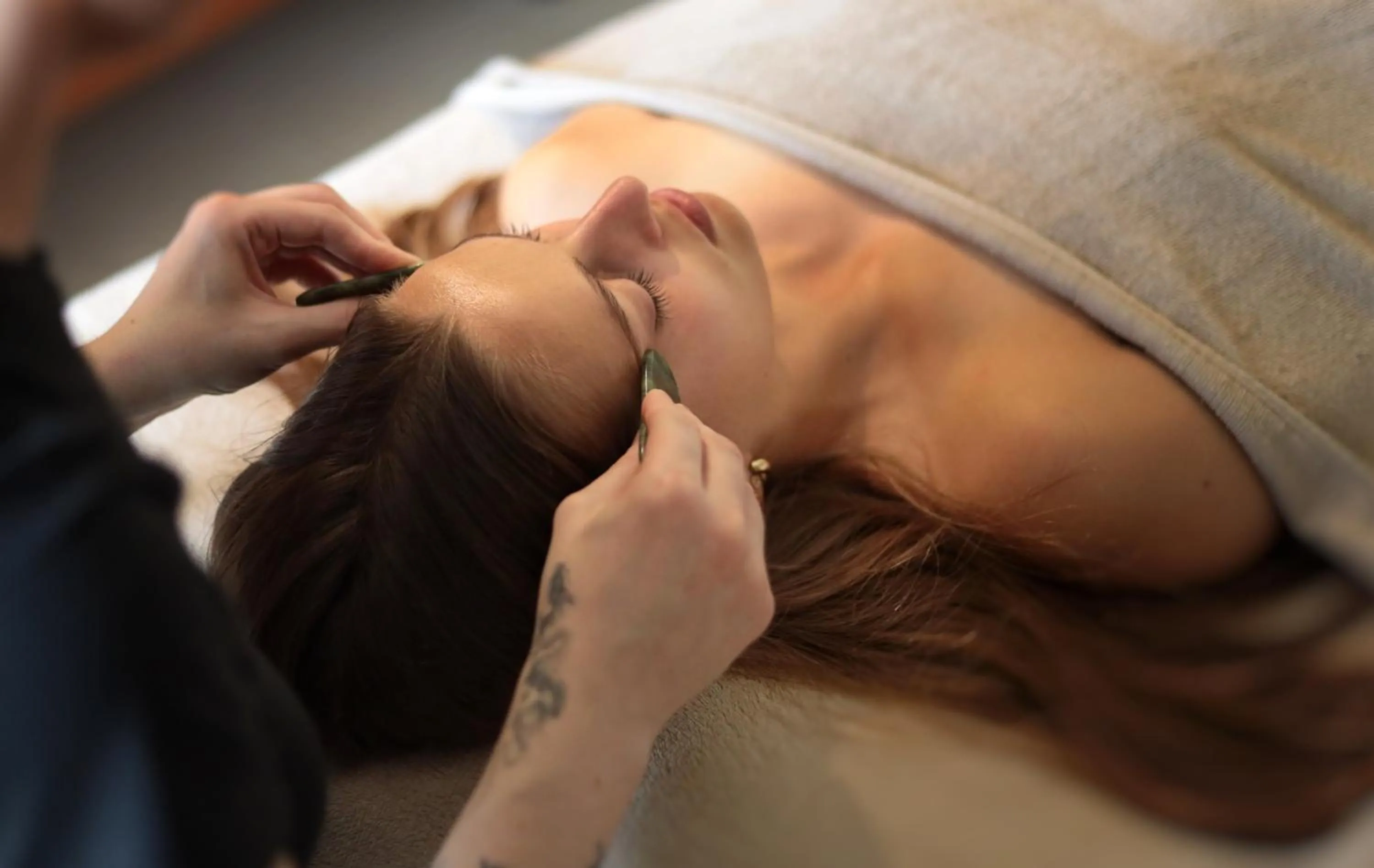 Massage in LE CLOS DES SOURCES Hôtel & Spa