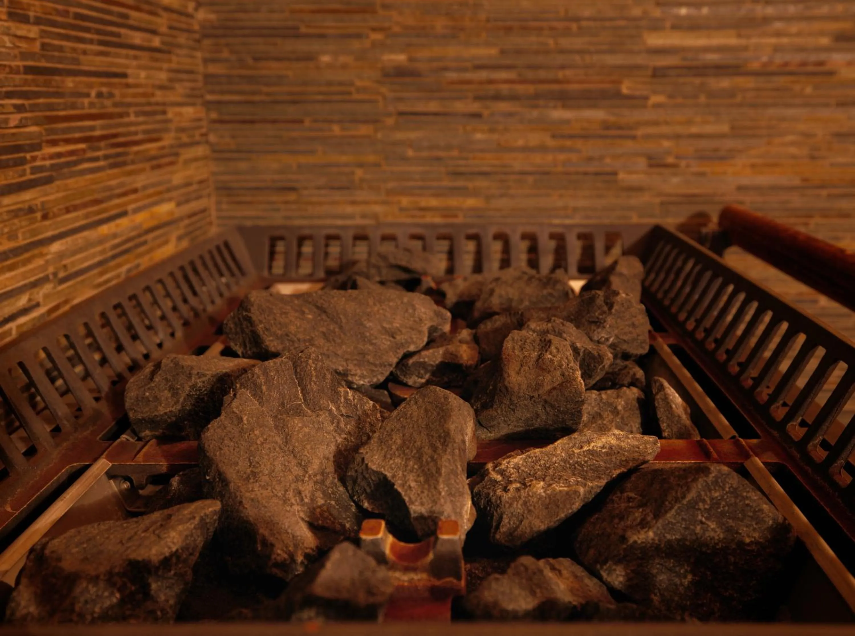 Spa and wellness centre/facilities in LE CLOS DES SOURCES Hôtel & Spa