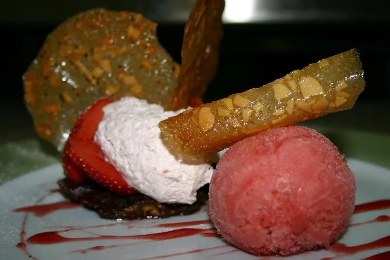 Restaurant/places to eat in Les Bruyeres