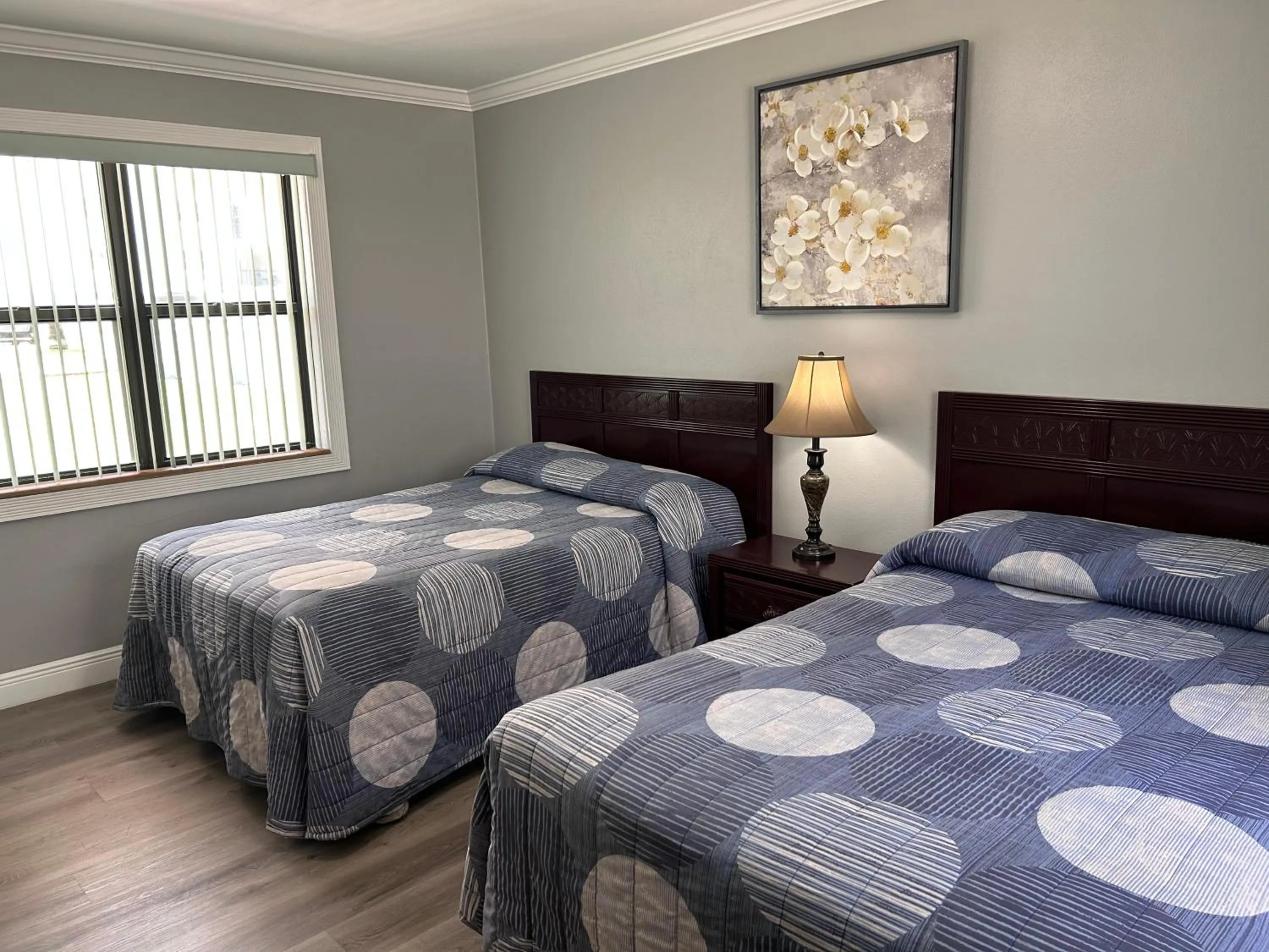 Bedroom in Sails Resort Motel