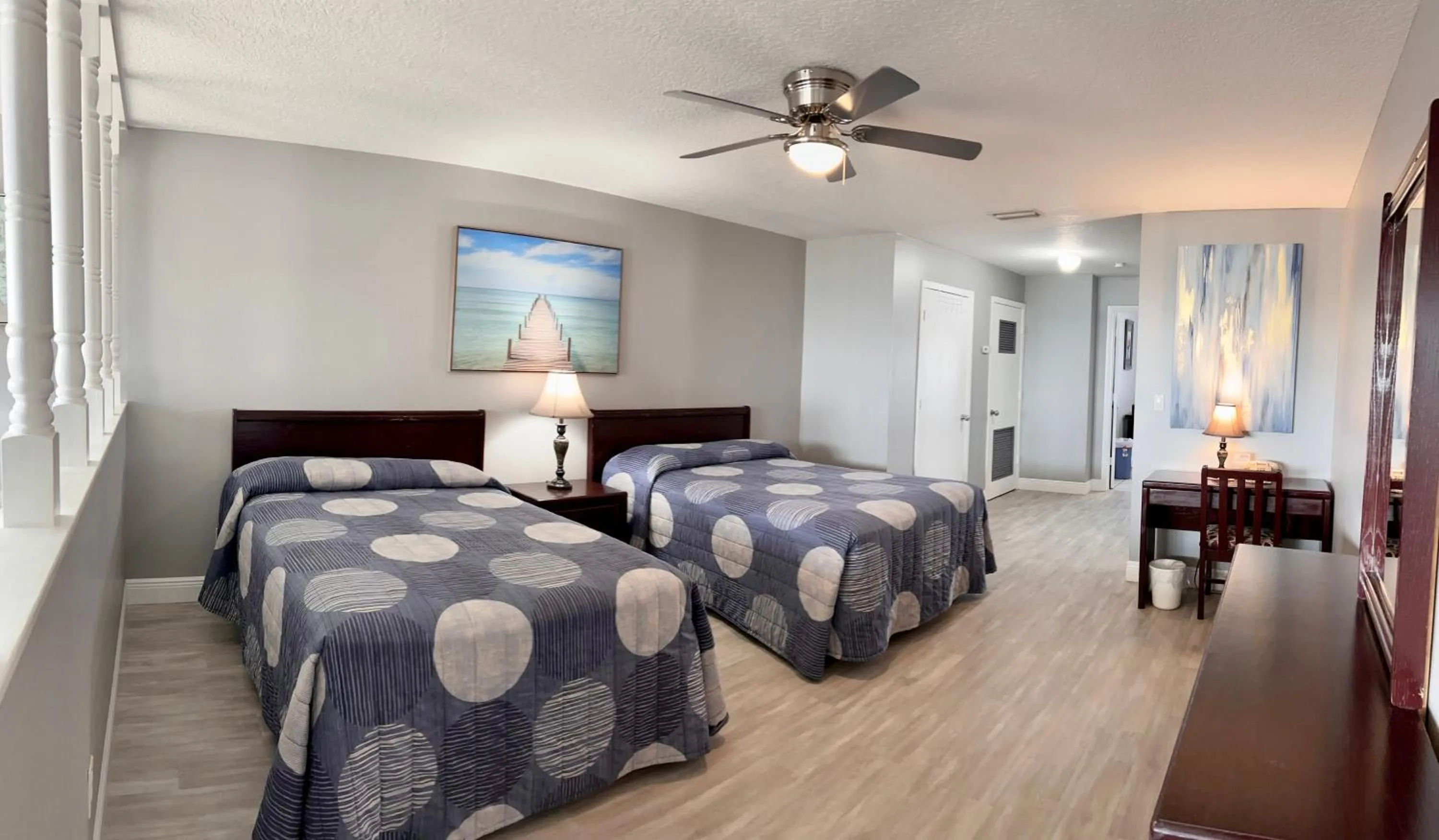 Bedroom in Sails Resort Motel