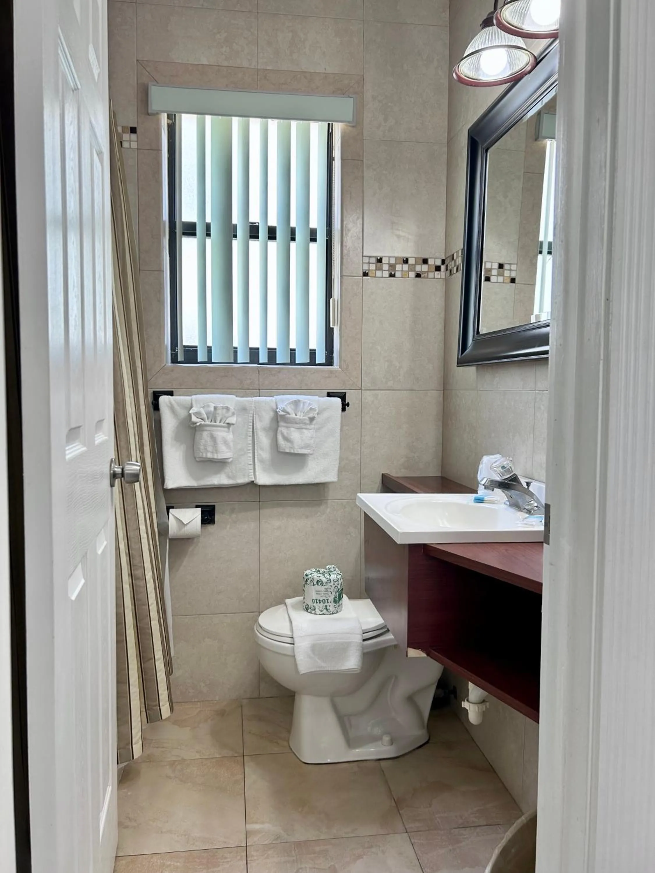 Bathroom in Sails Resort Motel