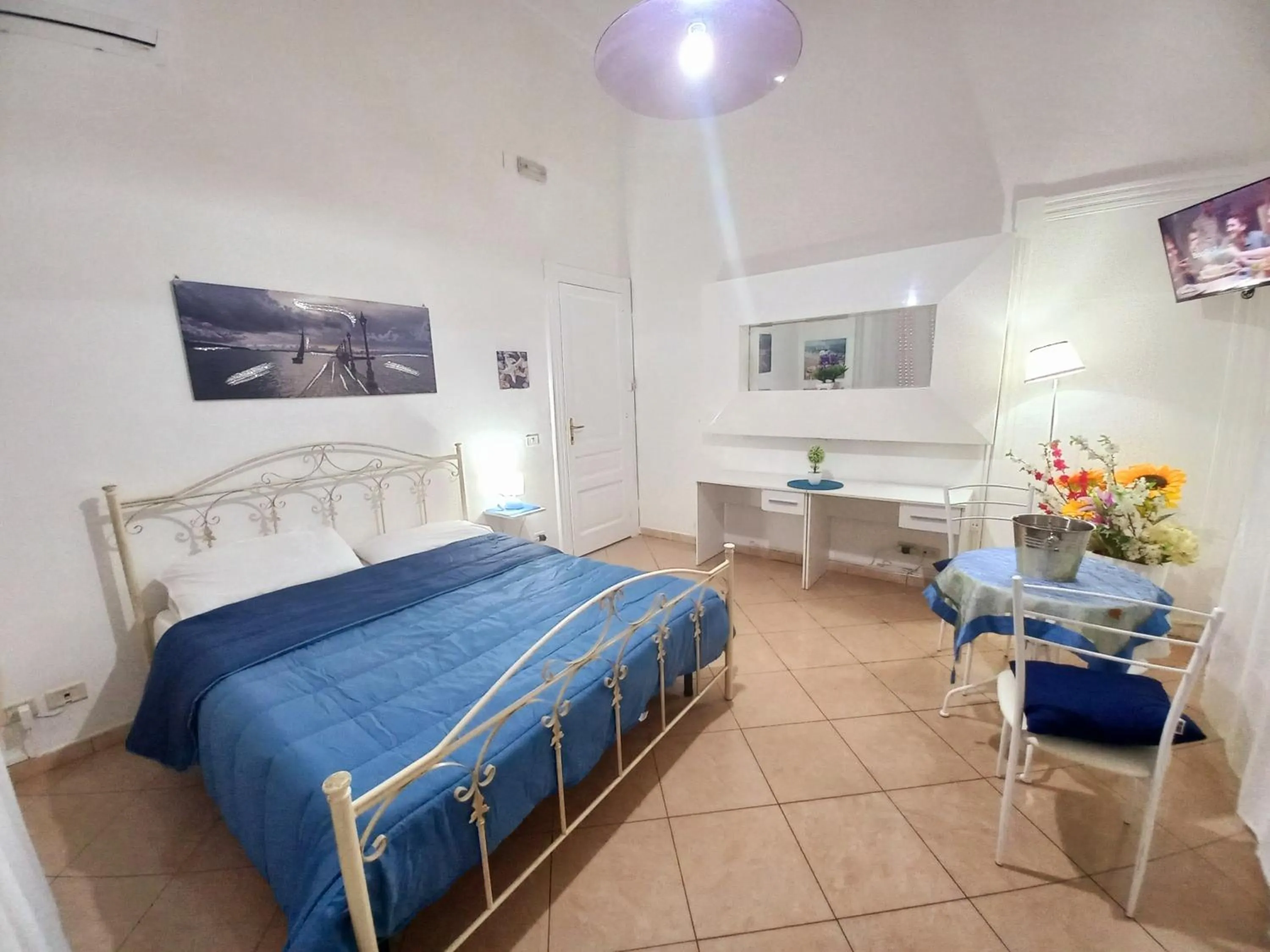 Photo of the whole room in B&B Family - Affitta camere