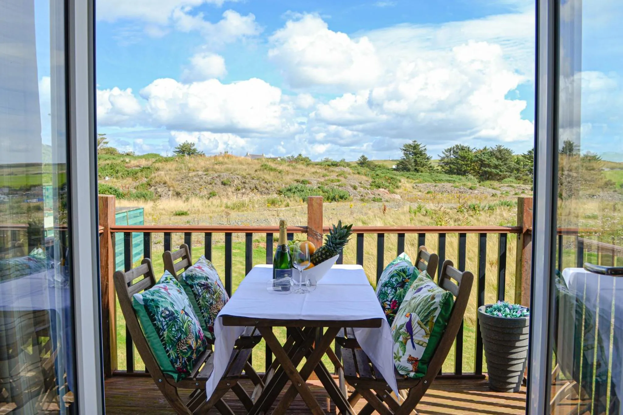 Apartment with Sea View in The Fairways