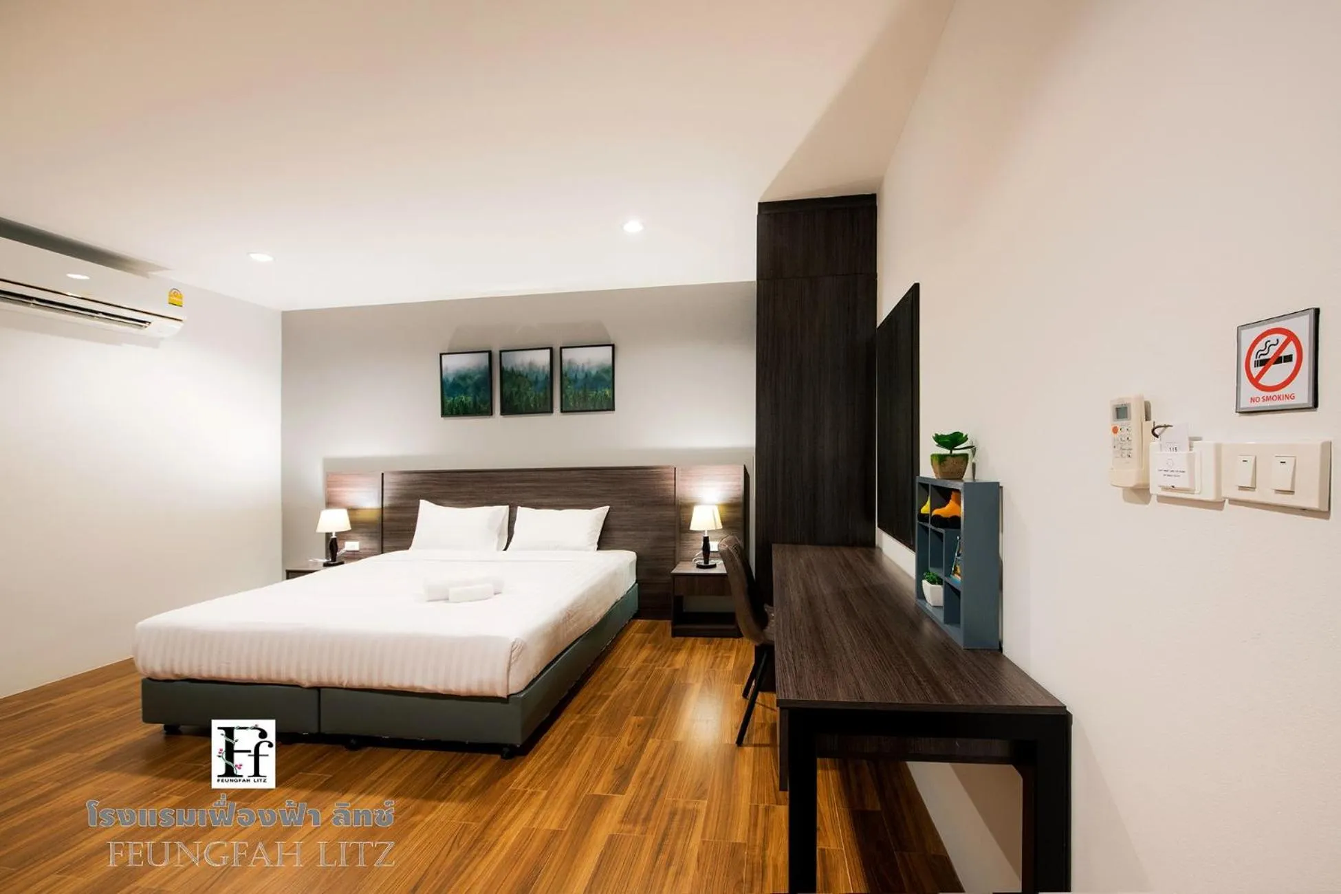 Photo of the whole room, Bed in Feungfah Litz