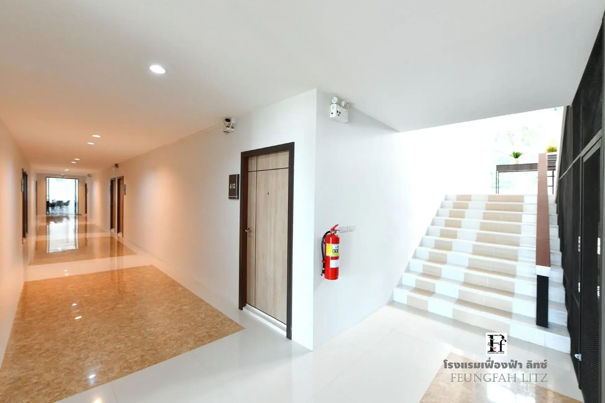 Property building in Feungfah Litz Property building in Feungfah Litz