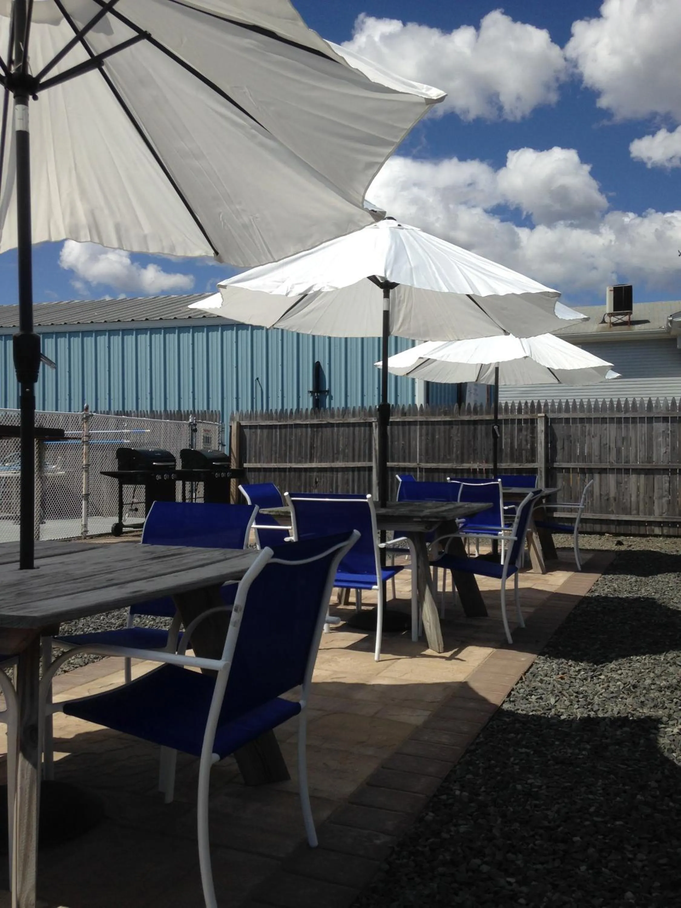 Restaurant/places to eat in Shore Point Motel