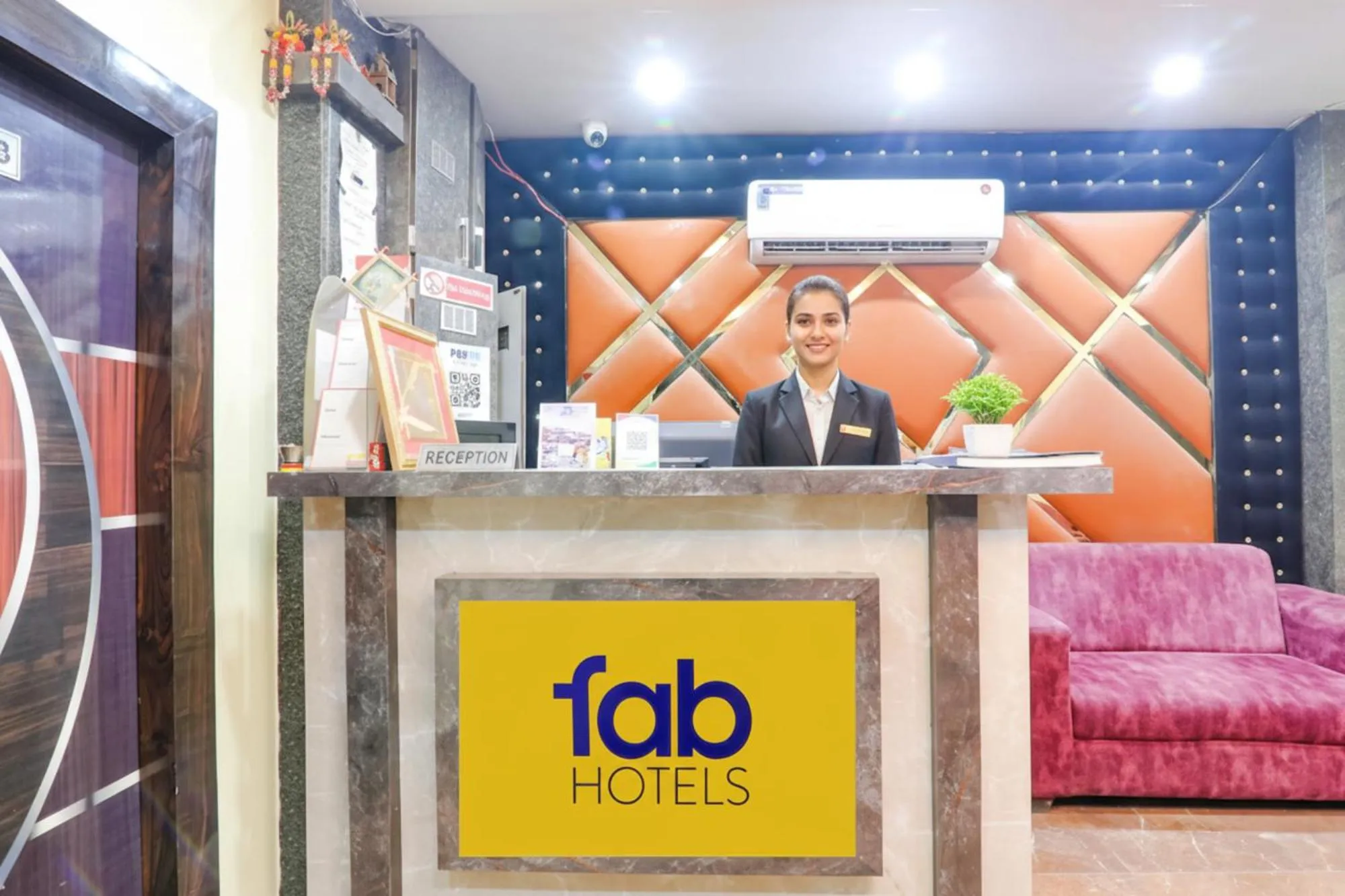 Lobby or reception in Via HC King