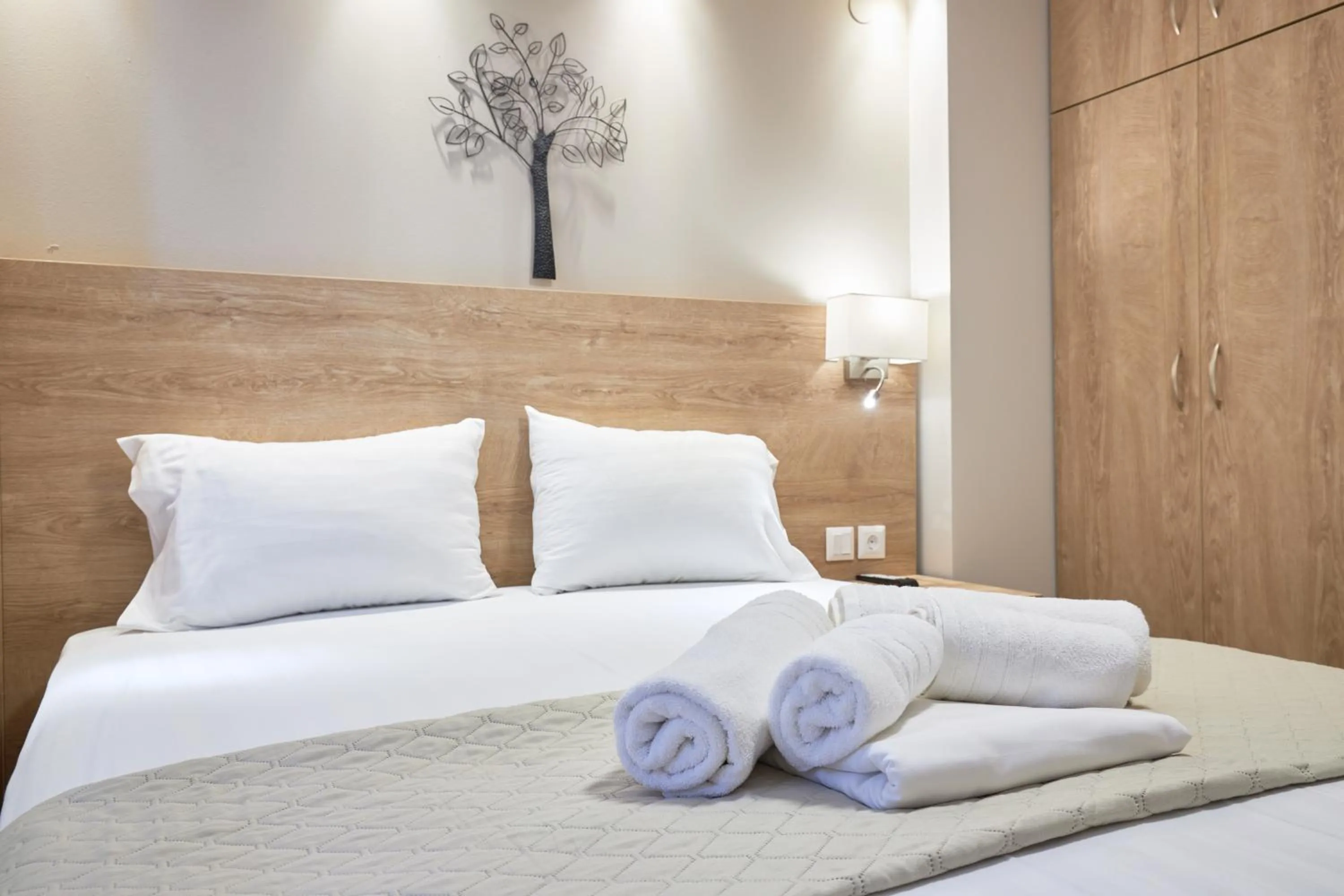 Bed in Nikiti Comfort