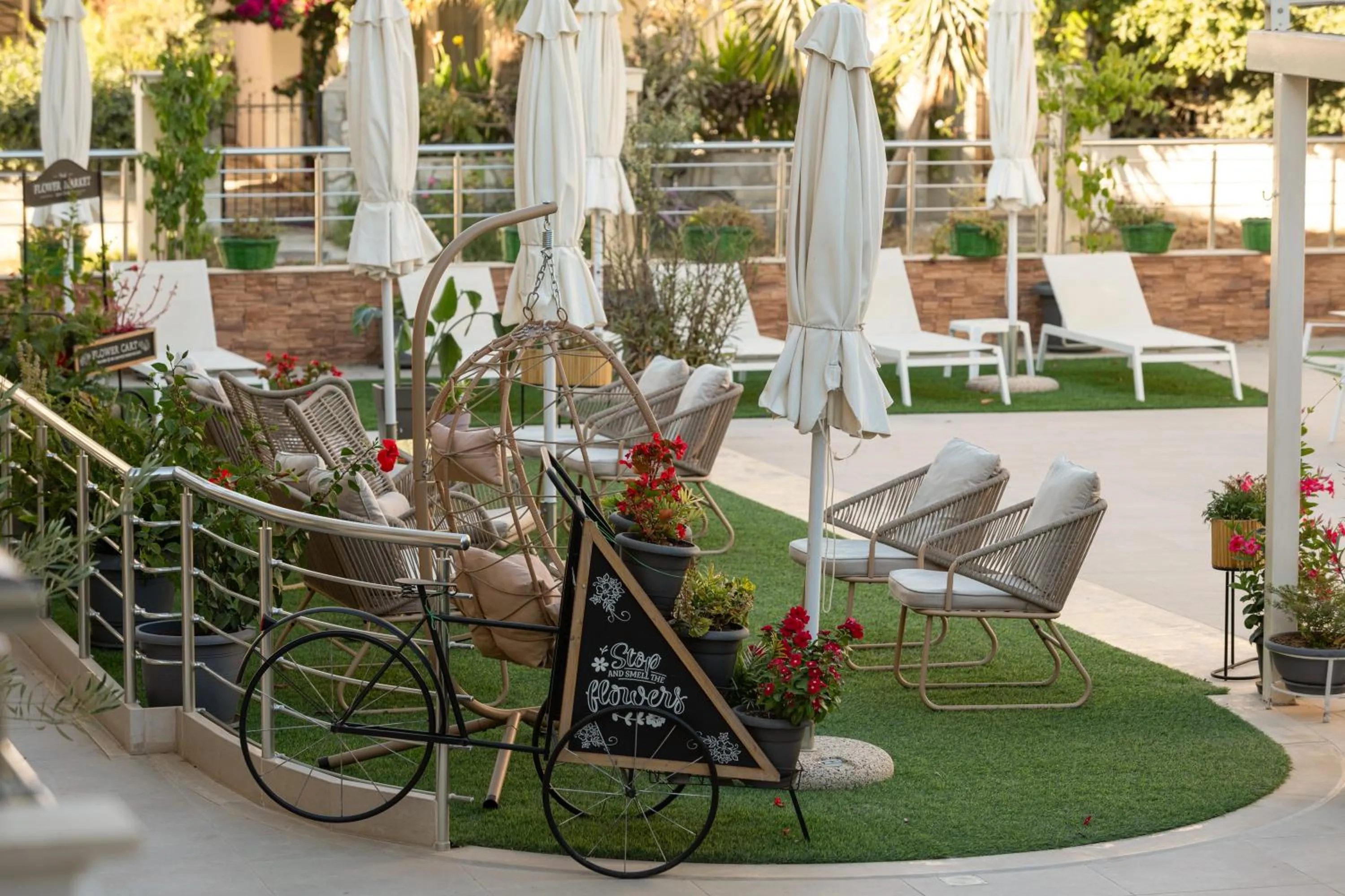 Property building in Nikiti Comfort