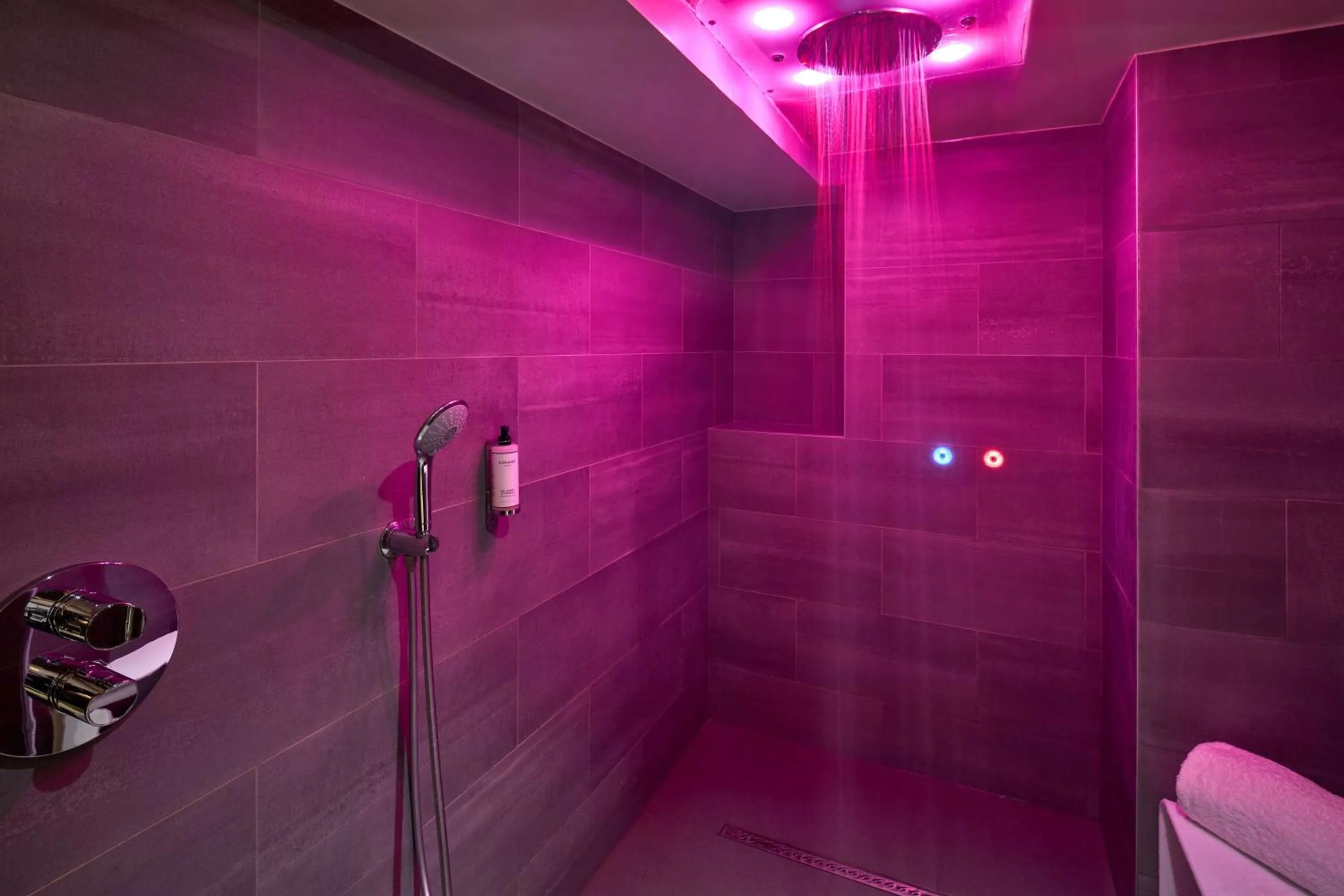 Spa and wellness centre/facilities in Best Western Plus La Demeure